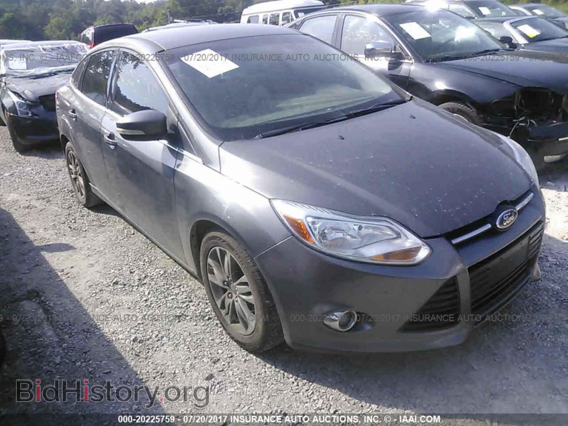 Photo 1FAHP3H22CL344492 - Ford Focus 2012