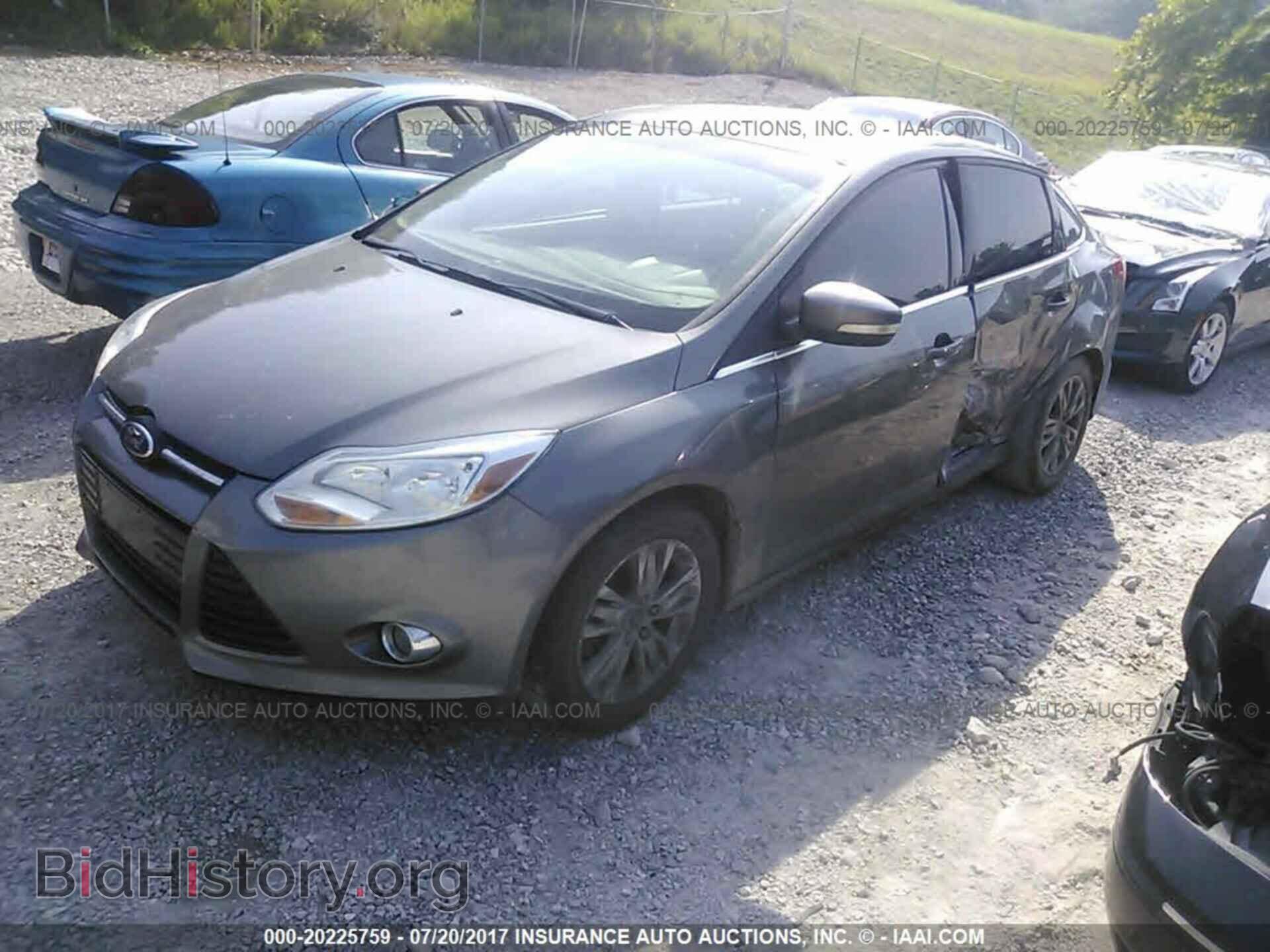 2012 Ford Focus - VIN: 1FAHP3H22CL344492 - Photo 2