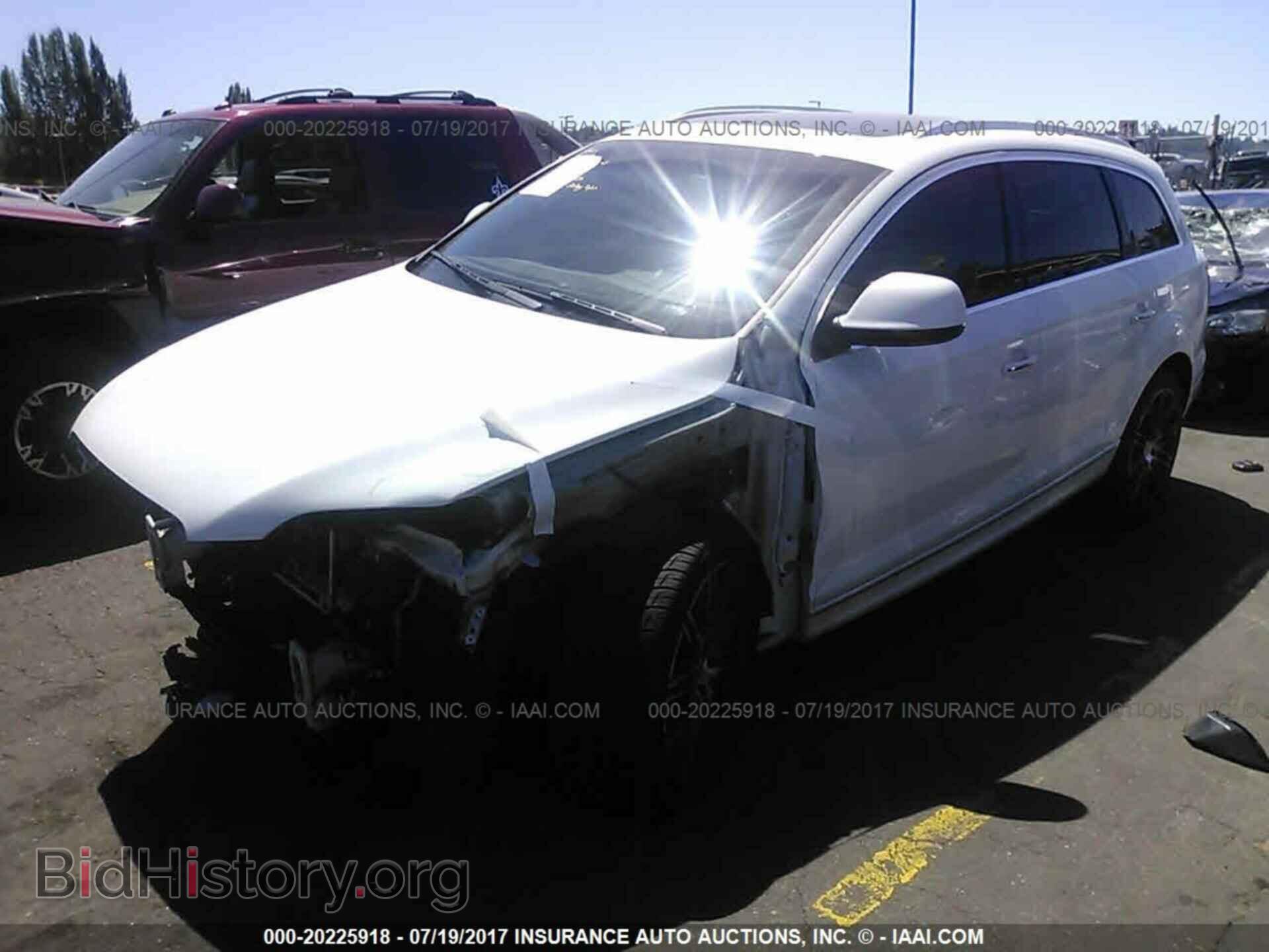 2015 Audi Q7 - VIN: WA1CGAFE0FD002425 - Фото 2