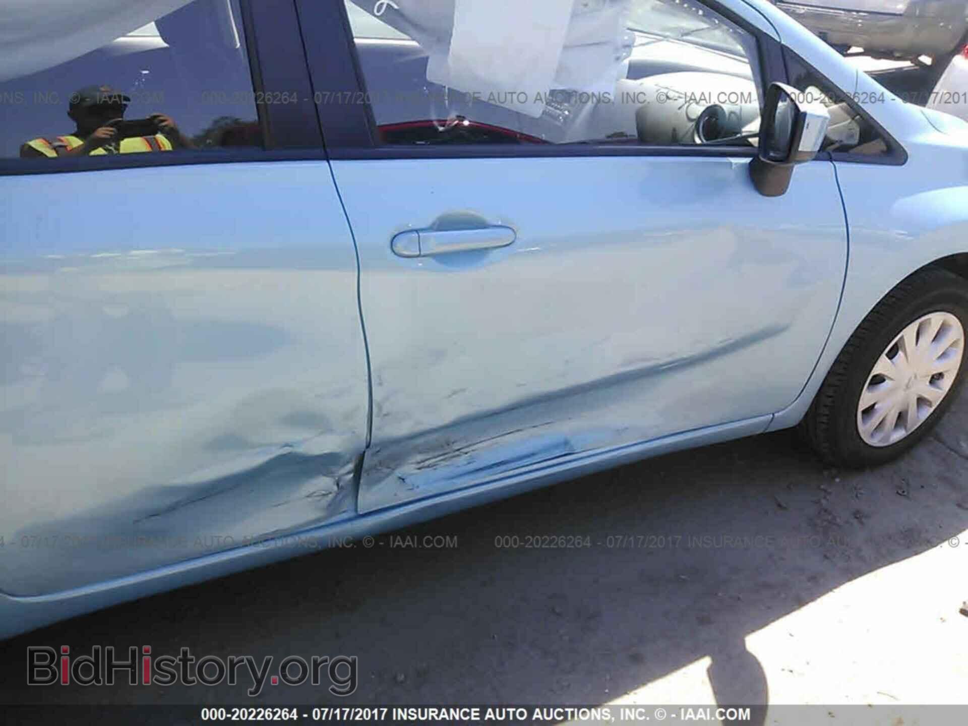 2015 Nissan Versa note - VIN: 3N1CE2CP4FL422208 - Photo 6