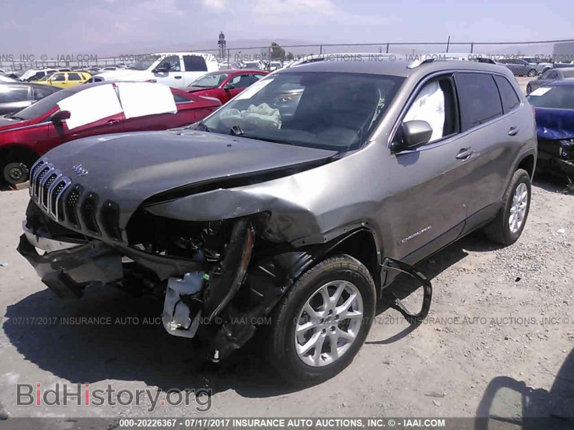 2017 Jeep Cherokee - VIN: 1C4PJMCS0HW501267 - Фото 2