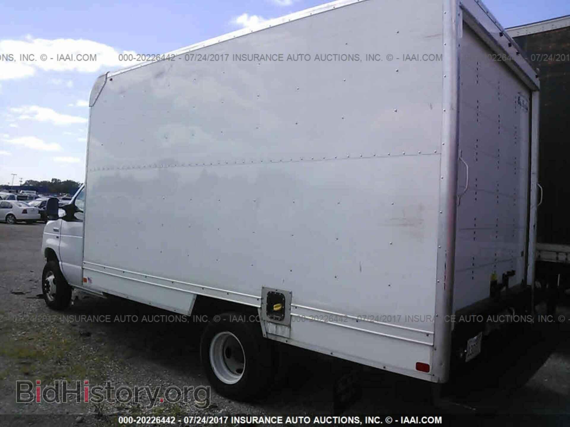 2015 Ford Econoline - VIN: 1FDWE3FL3FDA17158 - Фото 3