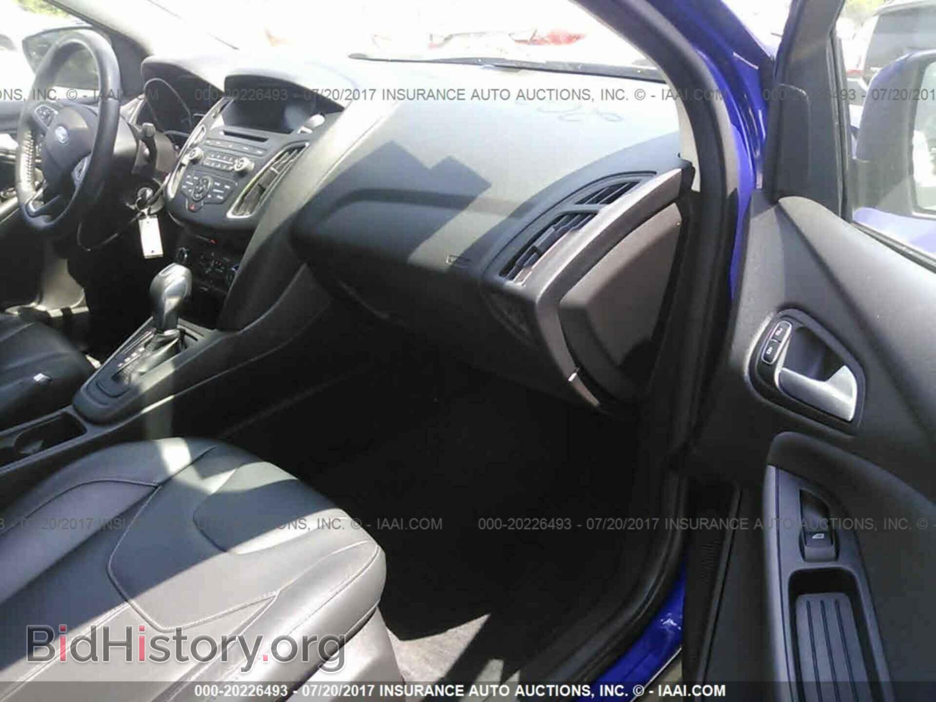 2015 Ford Focus - VIN: 1FADP3F2XFL291837 - Photo 5