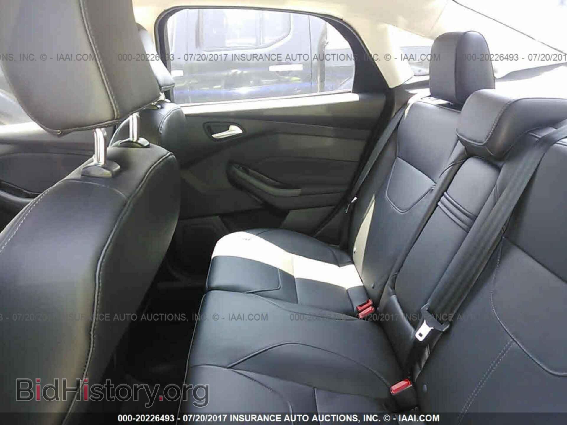 2015 Ford Focus - VIN: 1FADP3F2XFL291837 - Photo 8