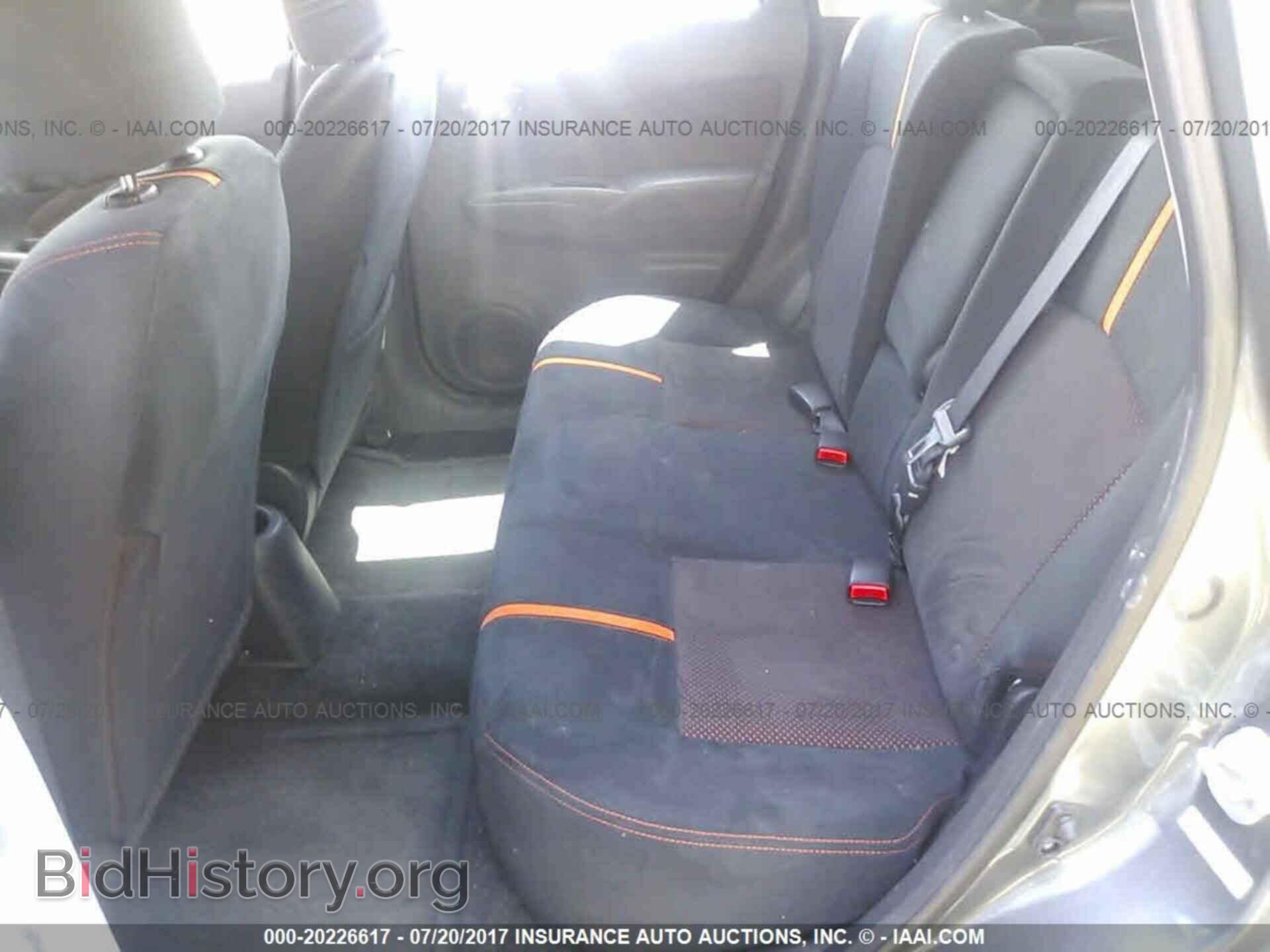 2016 Nissan Versa note - VIN: 3N1CE2CP2GL405747 - Photo 8