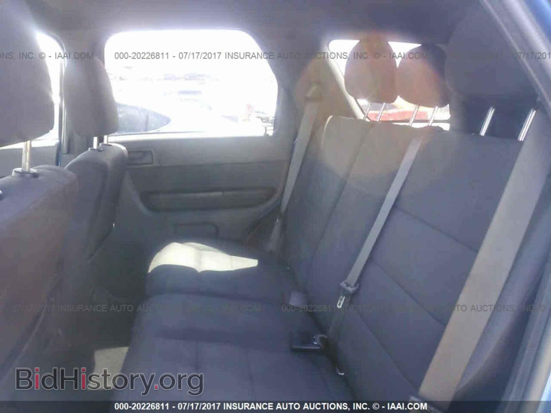 2012 Ford Escape - VIN: 1FMCU0DG9CKA43751 - Photo 8