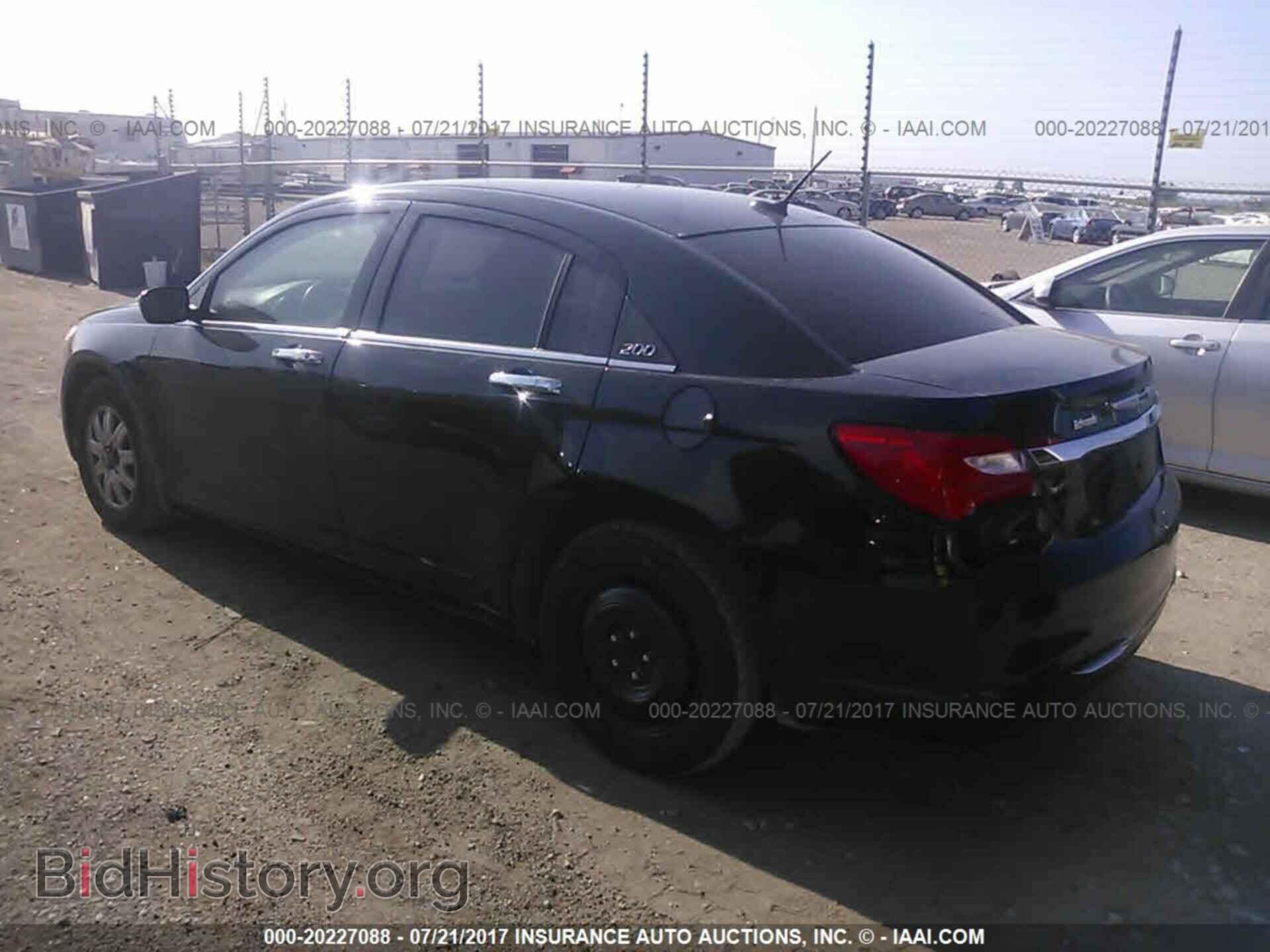 2012 Chrysler 200 - VIN: 1C3CCBCB6CN268110 - Фото 3