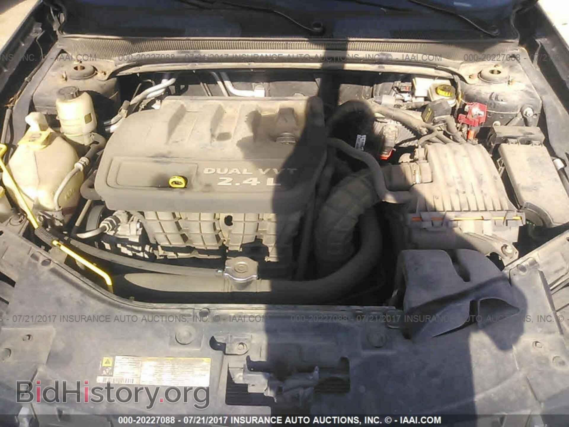 2012 Chrysler 200 - VIN: 1C3CCBCB6CN268110 - Фото 10