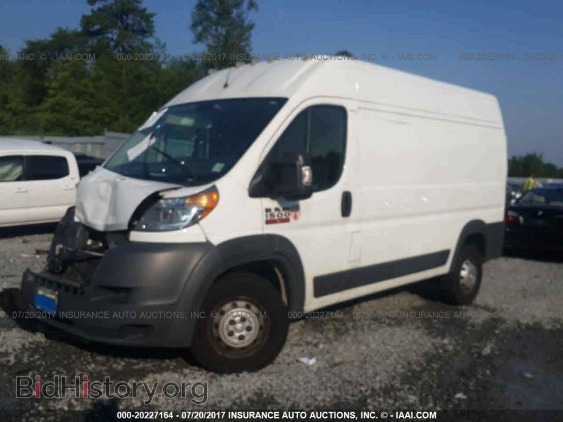 2014 Ram Promaster 1500 - VIN: 3C6TRVBGXEE110327 - Photo 2