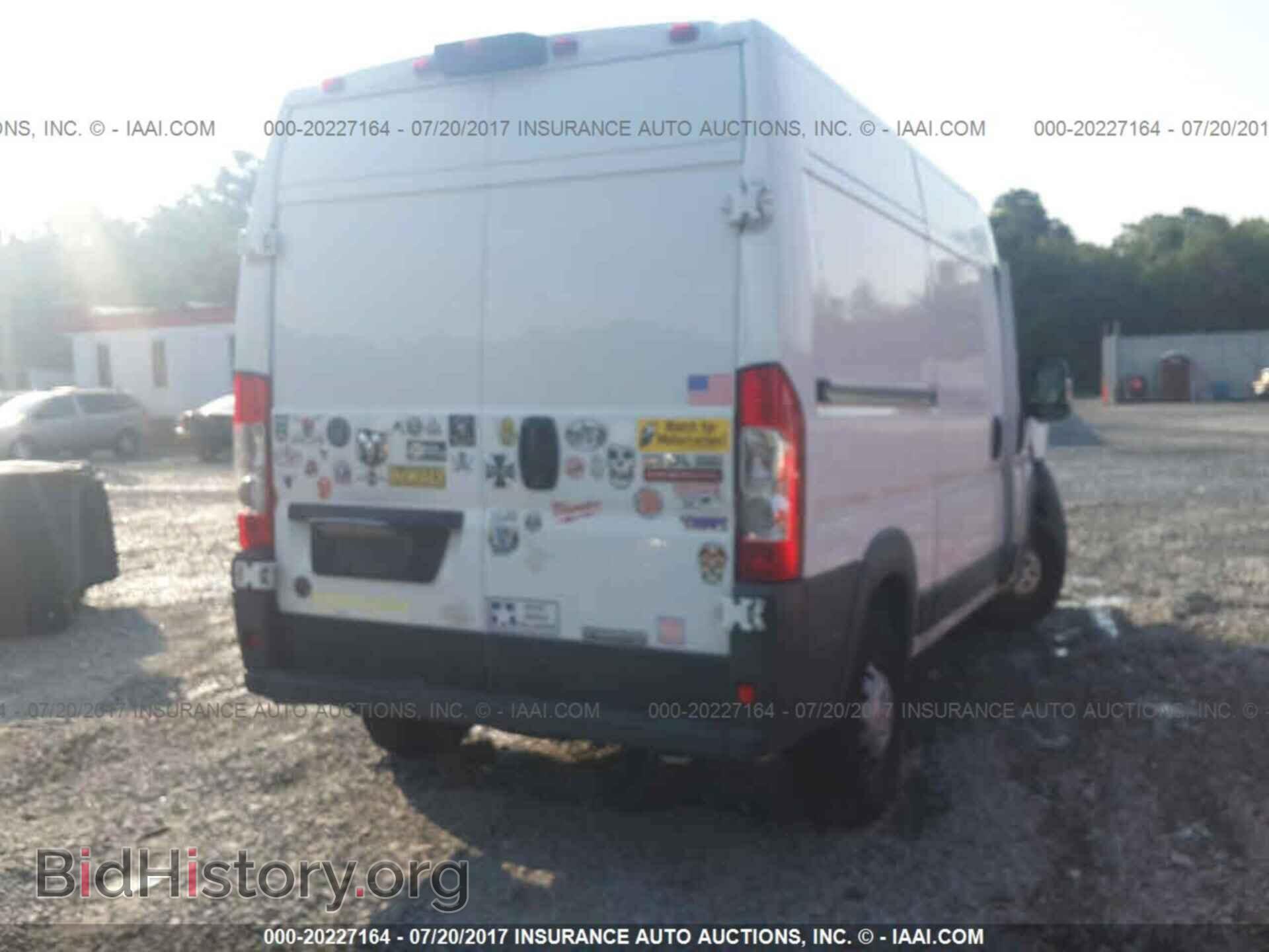 2014 Ram Promaster 1500 - VIN: 3C6TRVBGXEE110327 - Photo 4