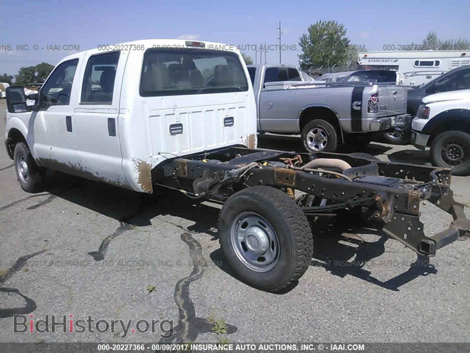 2011 Ford F250 - VIN: 1FD7W2B64BEA30257 - Фото 3