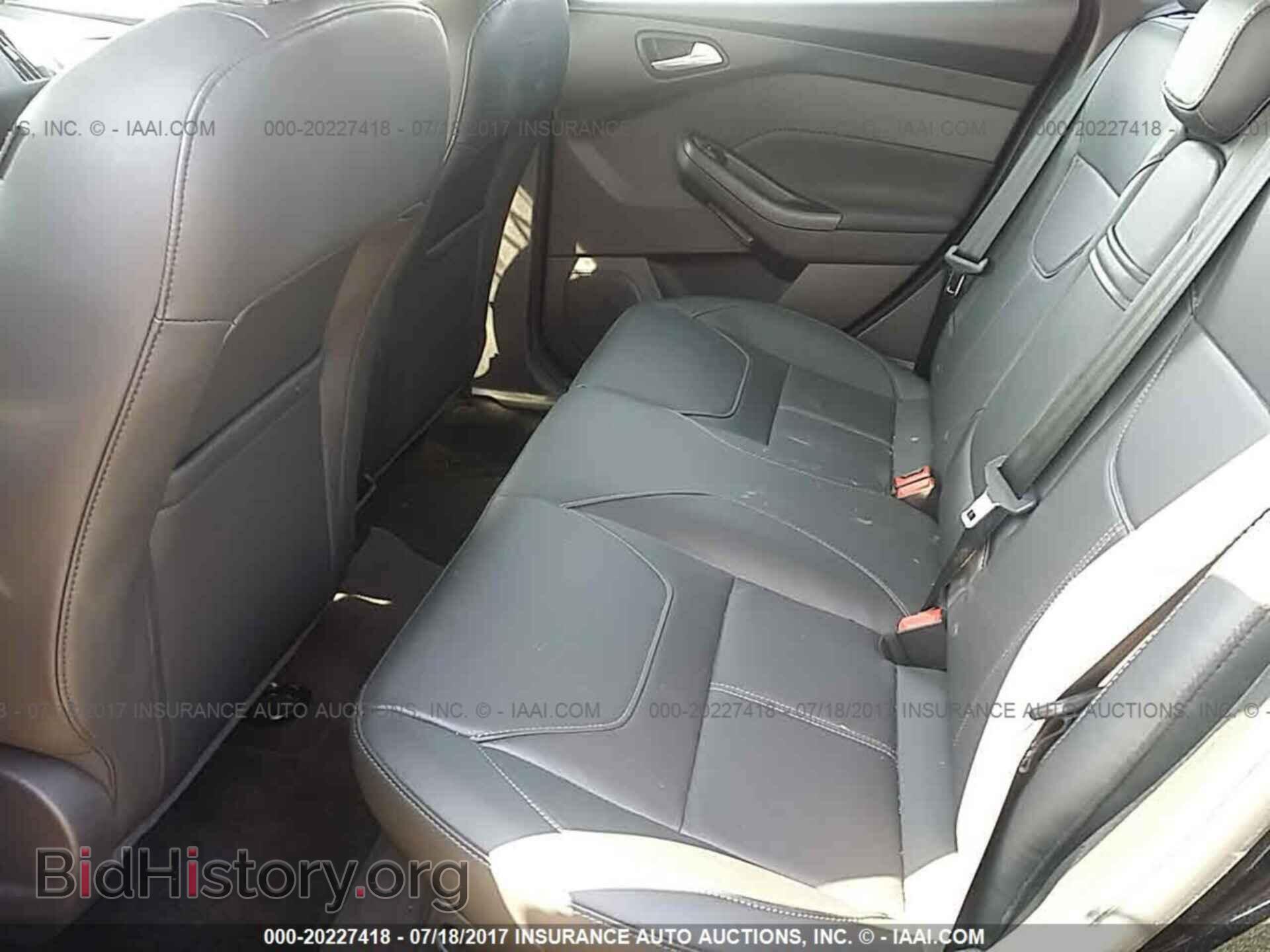 2015 Ford Focus - VIN: 1FADP3F22FL229672 - Photo 8