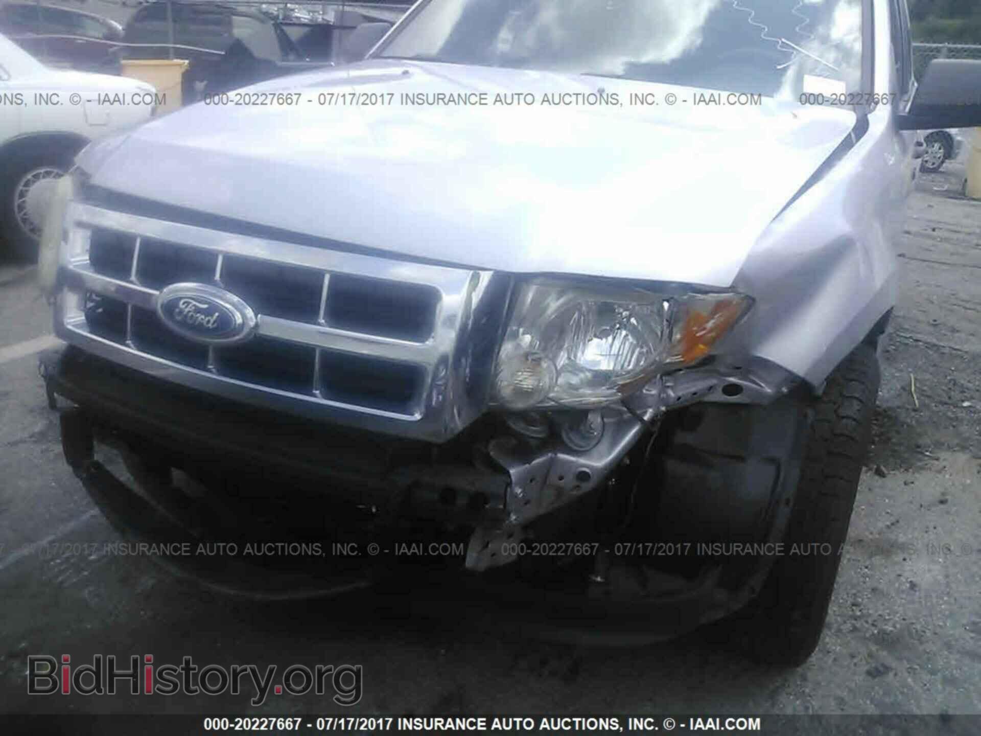 2011 Ford Escape - VIN: 1FMCU0D76BKA93277 - Photo 6