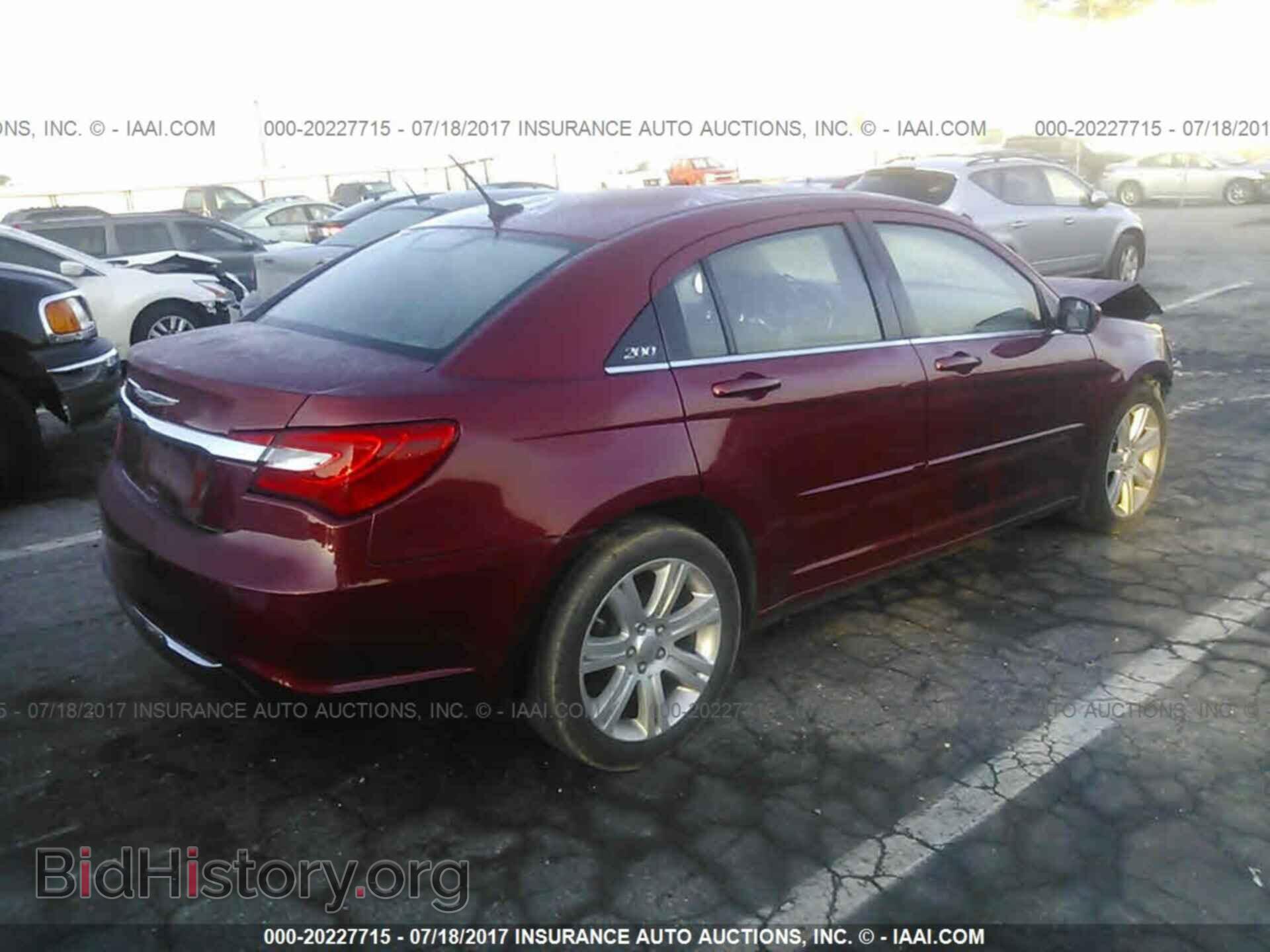 2013 Chrysler 200 - VIN: 1C3CCBBB6DN732497 - Photo 4