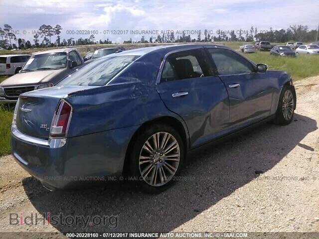 2011 Chrysler 300c - VIN: 2C3CA6CT3BH596095 - Фото 4