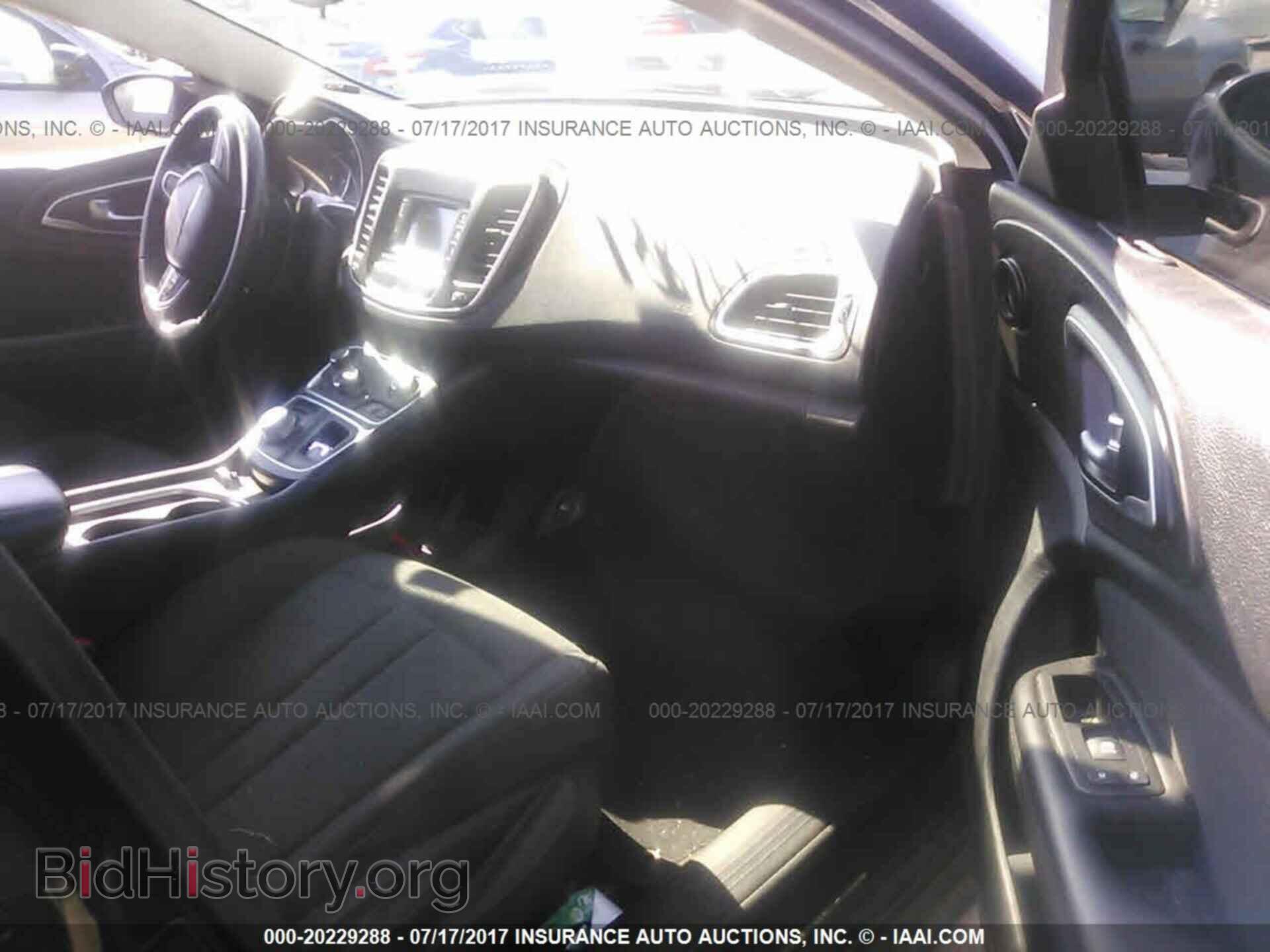 2015 Chrysler 200 - VIN: 1C3CCCABXFN612955 - Фото 5