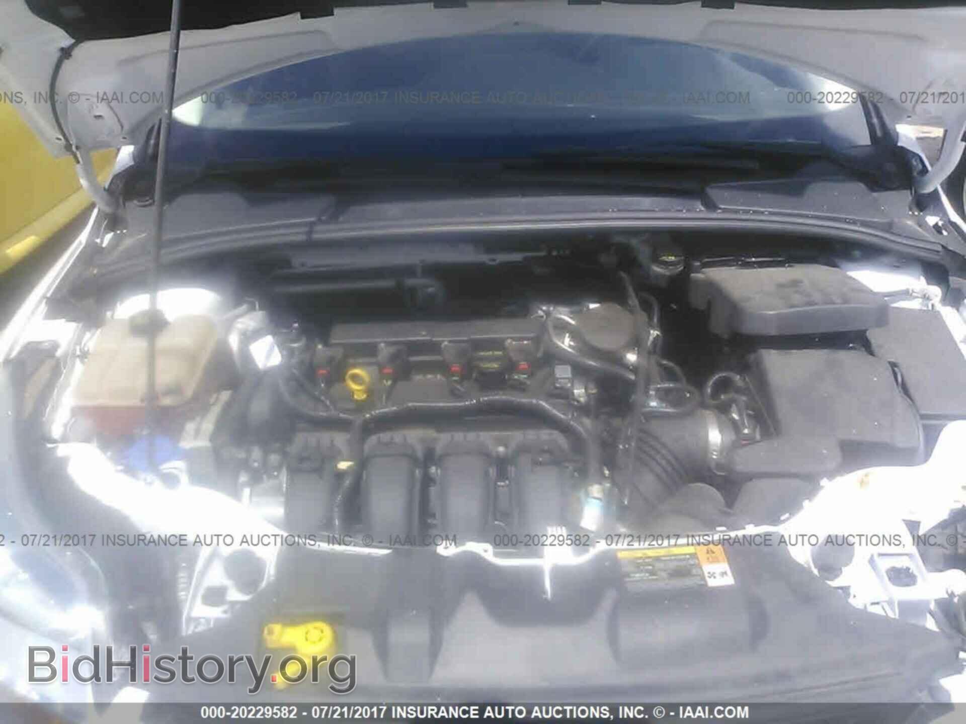 2014 Ford Focus - VIN: 1FADP3F28EL233837 - Photo 10