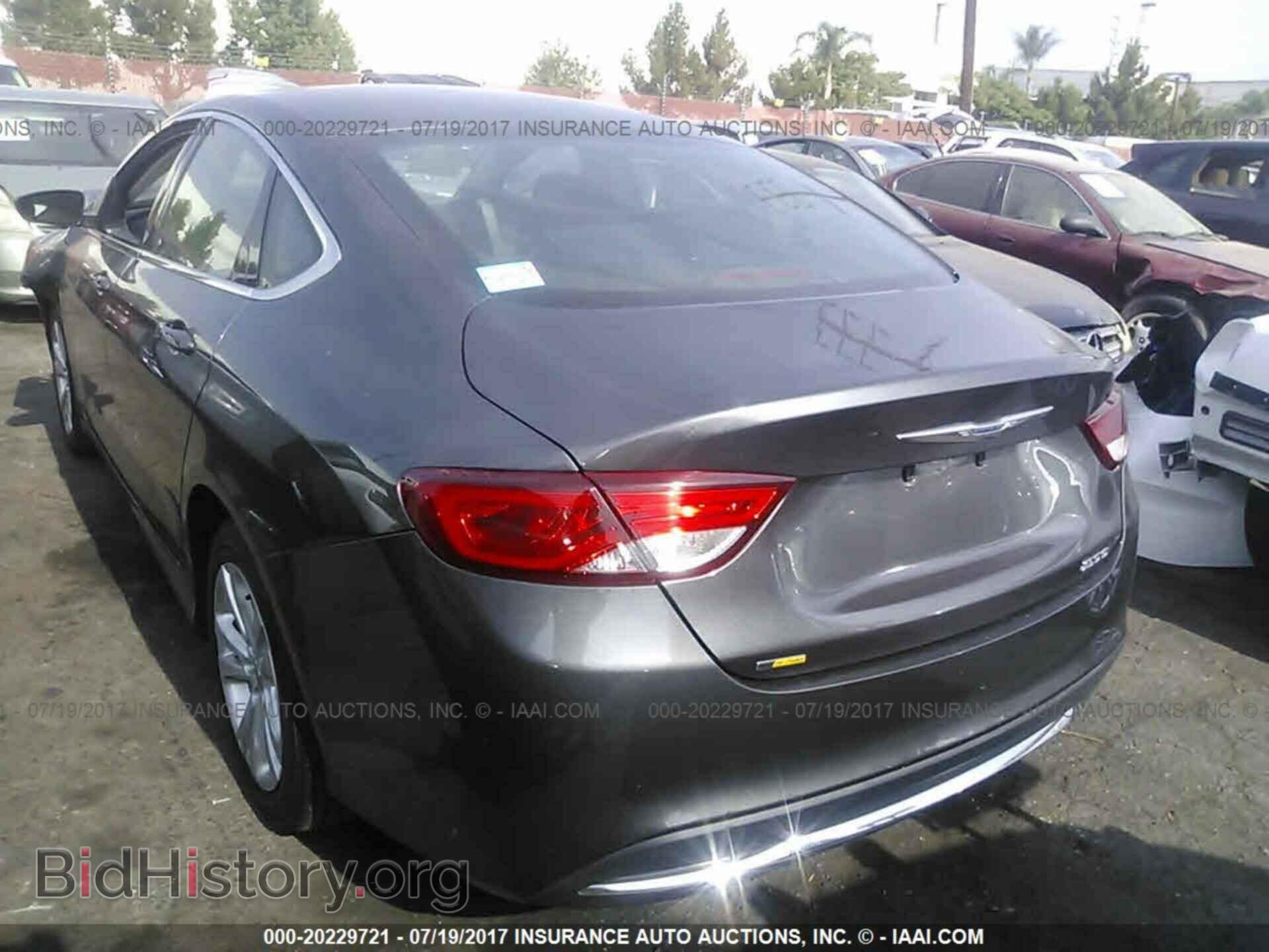 2015 Chrysler 200 - VIN: 1C3CCCAB7FN691615 - Photo 3
