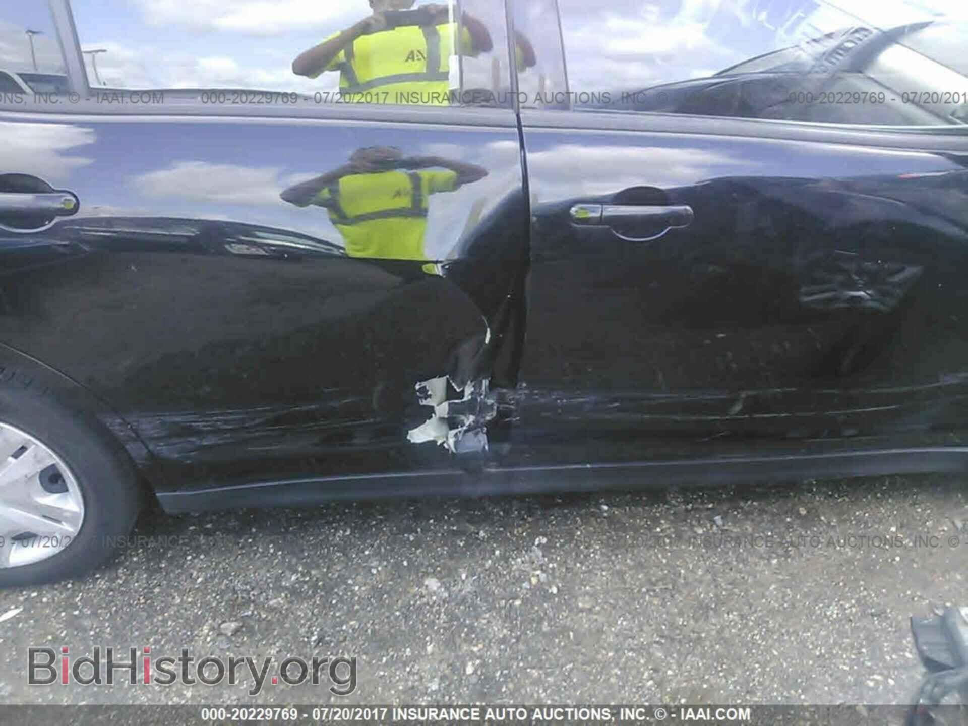 2012 Nissan Versa - VIN: 3N1BC1CPXCK215237 - Фото 6
