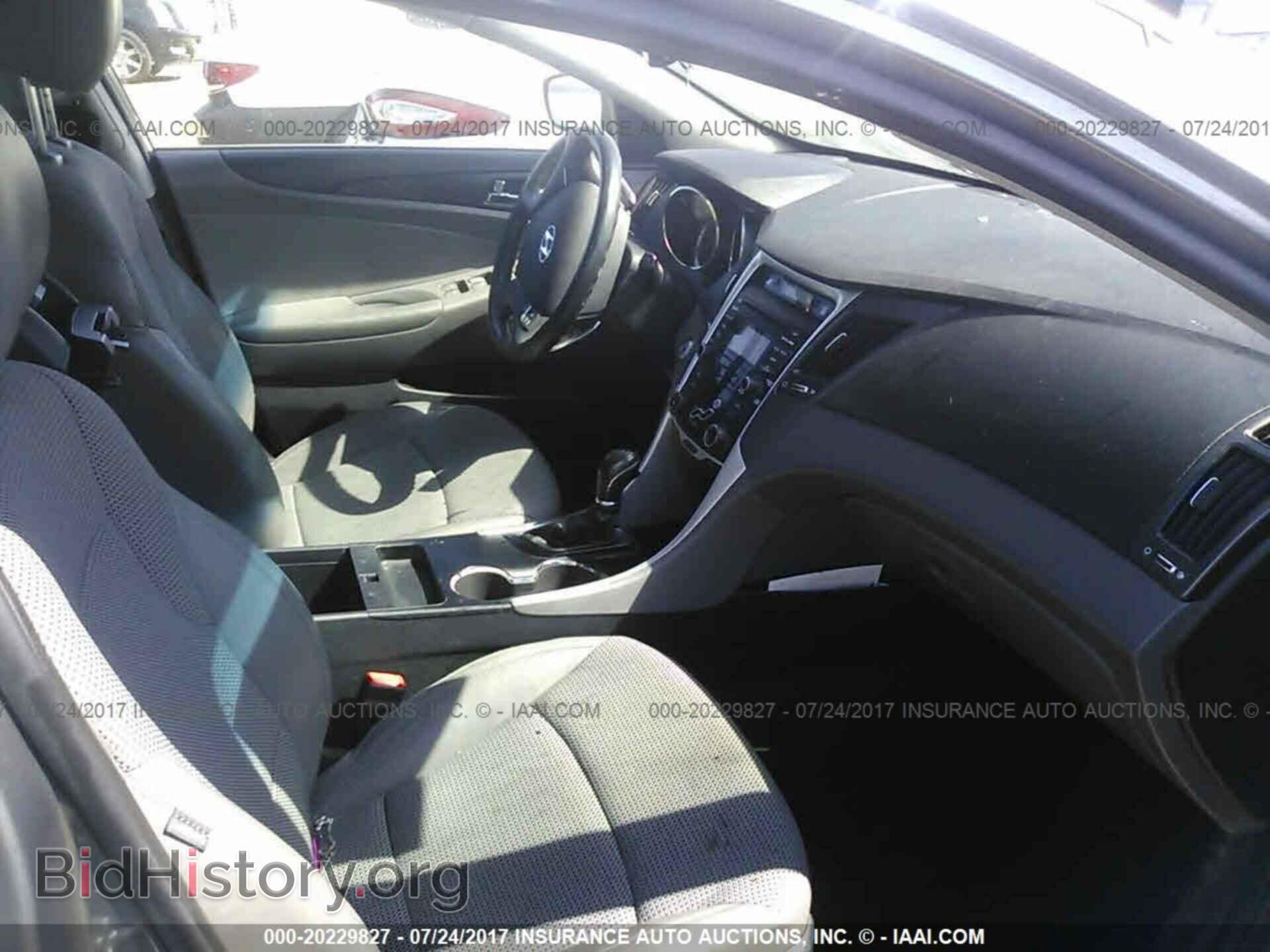 2012 Hyundai Sonata - VIN: 5NPEC4AC2CH312776 - Photo 5