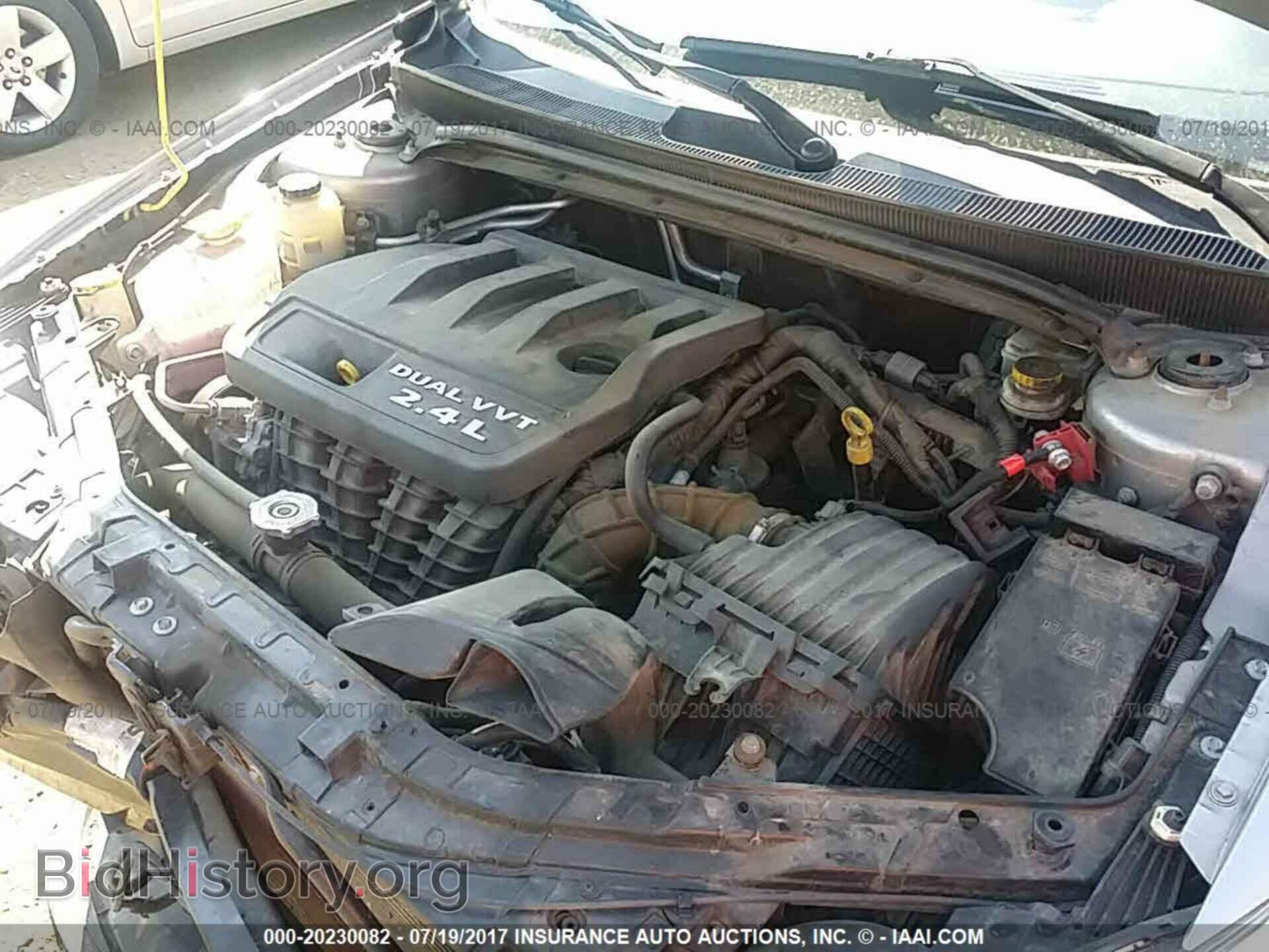 2013 Chrysler 200 - VIN: 1C3CCBABXDN608914 - Фото 10