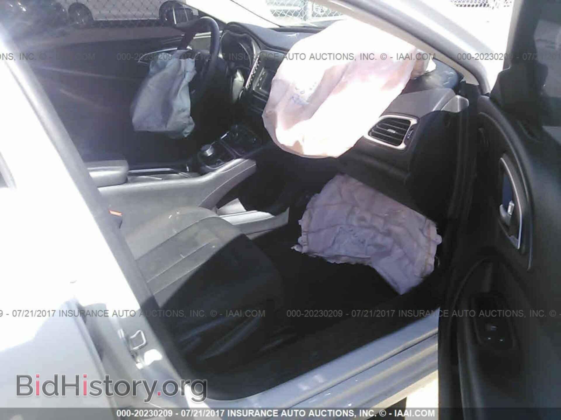 2015 Chrysler 200 - VIN: 1C3CCCAB4FN717085 - Photo 5
