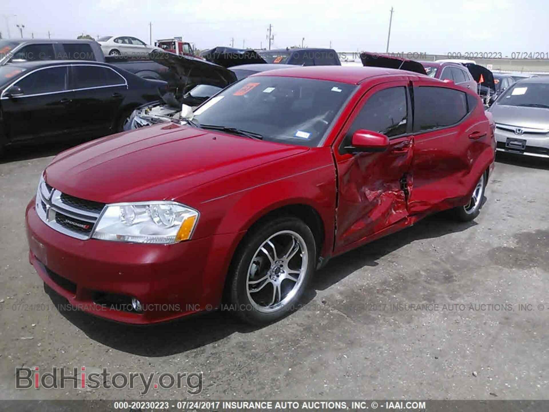 2014 Dodge Avenger - VIN: 1C3CDZCB2EN156073 - Фото 2