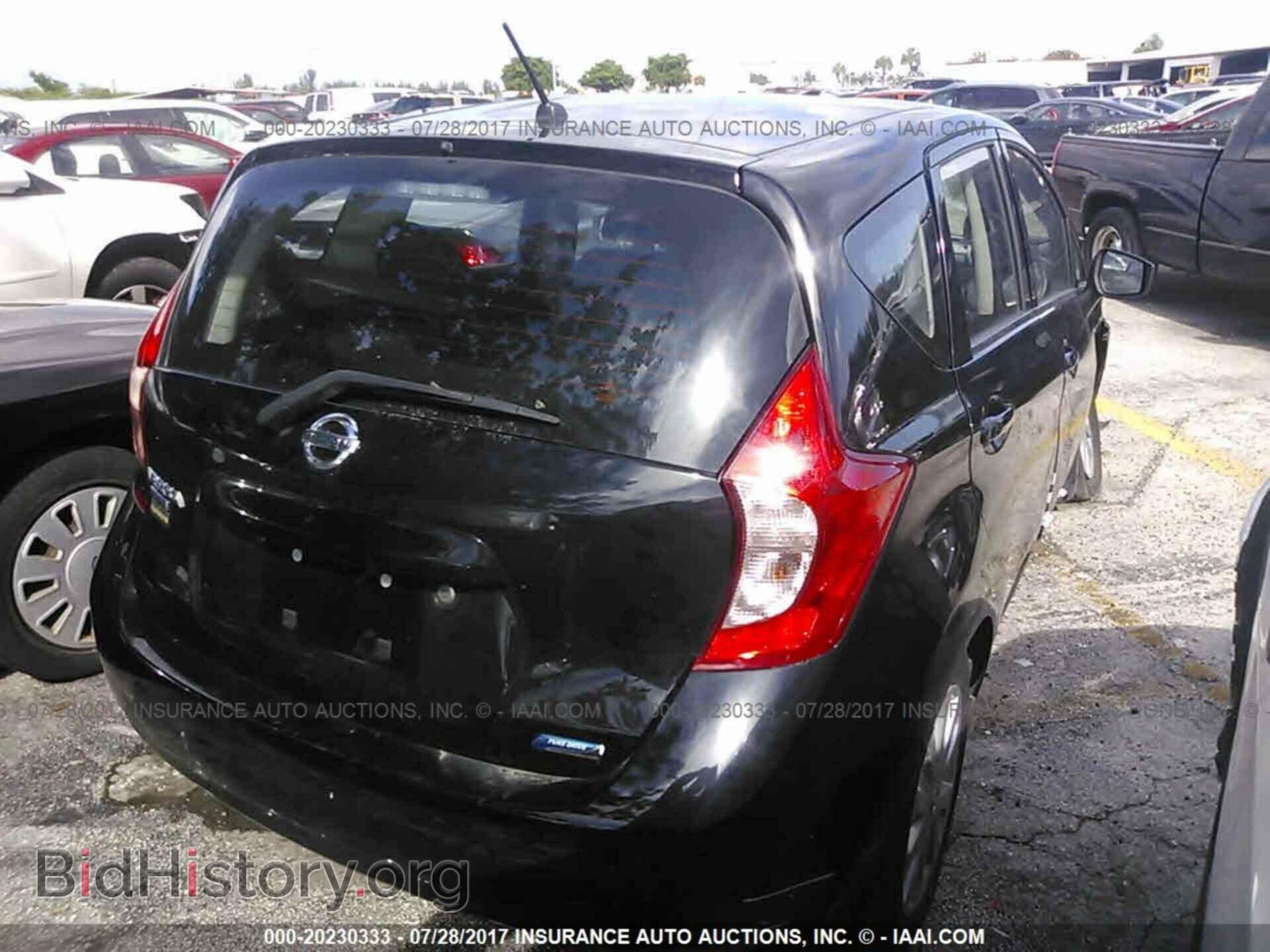 2015 Nissan Versa note - VIN: 3N1CE2CP0FL386307 - Фото 4