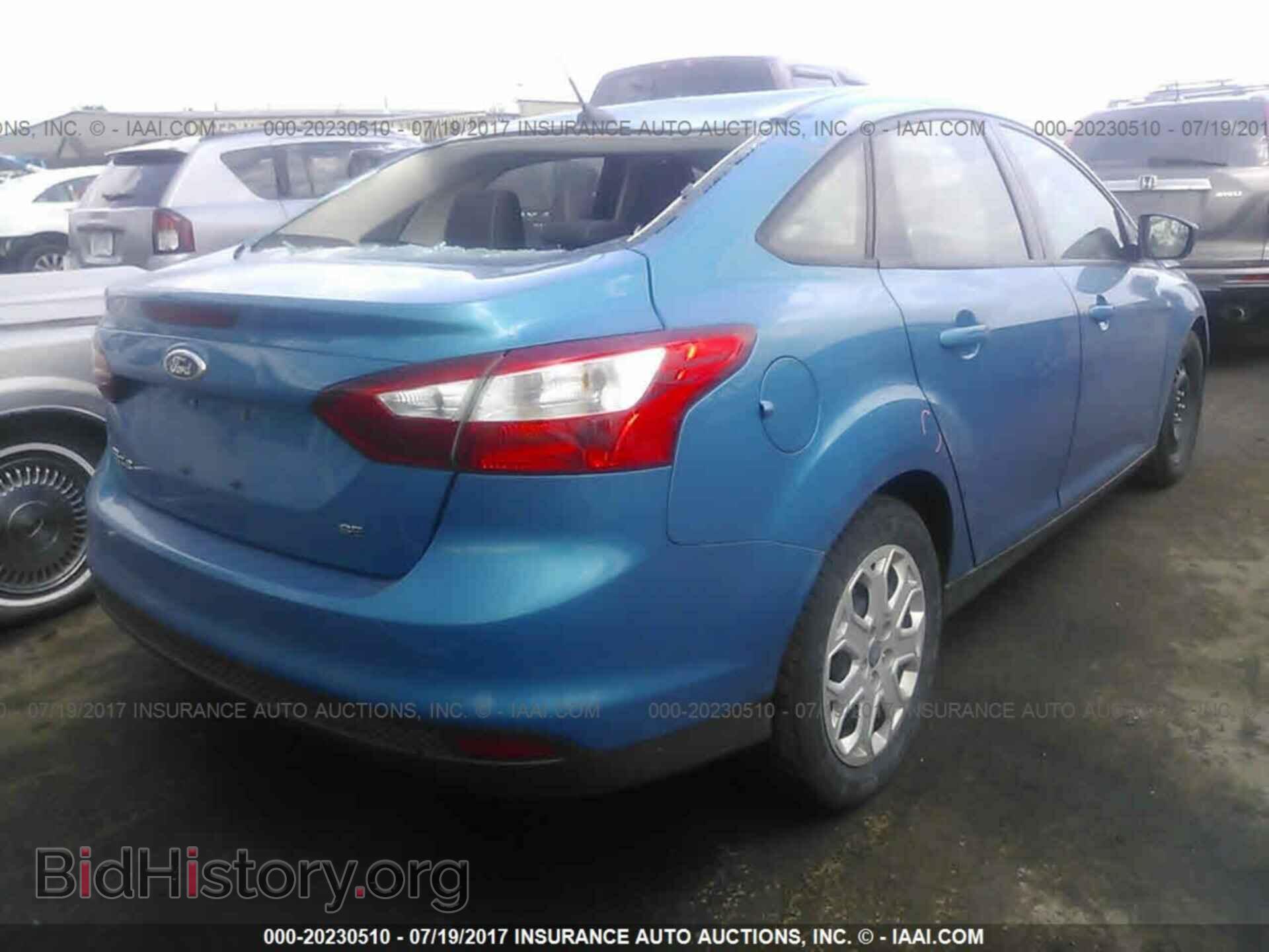 2012 Ford Focus - VIN: 1FAHP3F23CL234246 - Photo 4