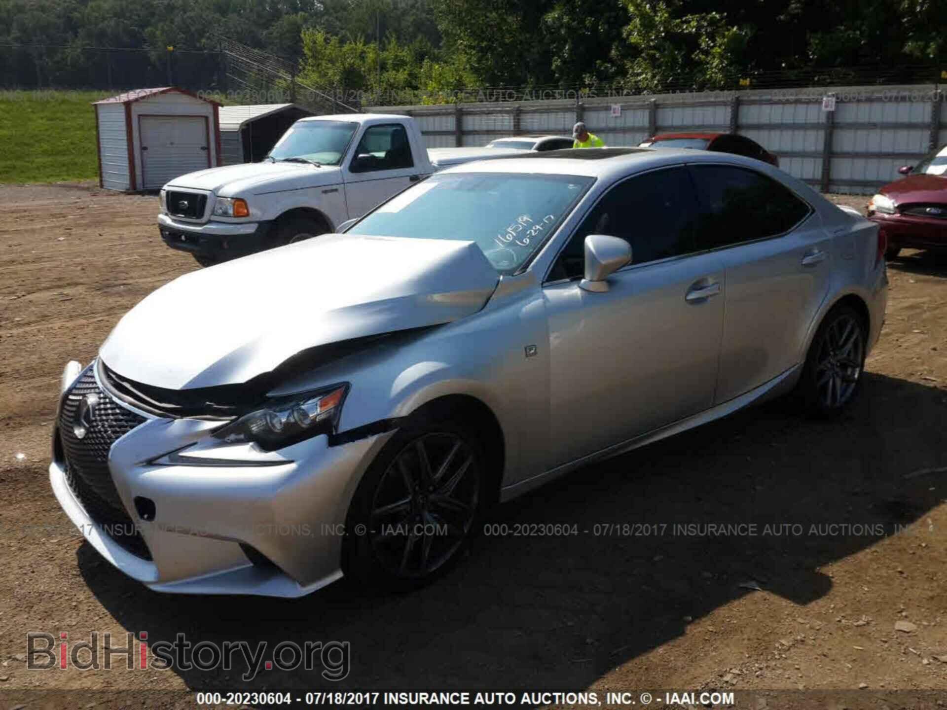 2015 Lexus Is - VIN: JTHBE1D29F5021094 - Фото 2