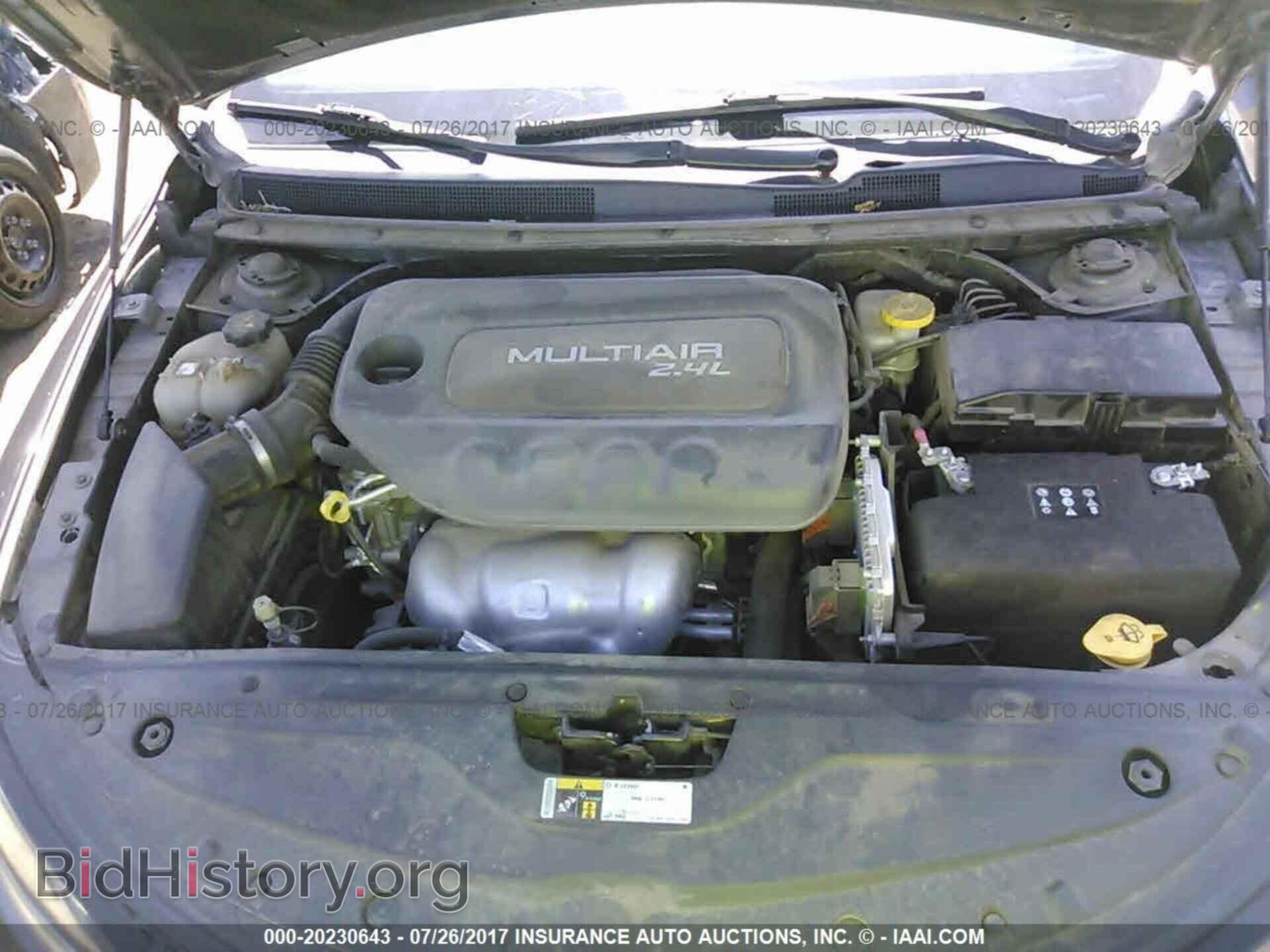 2015 Chrysler 200 - VIN: 1C3CCCBB2FN579366 - Photo 10