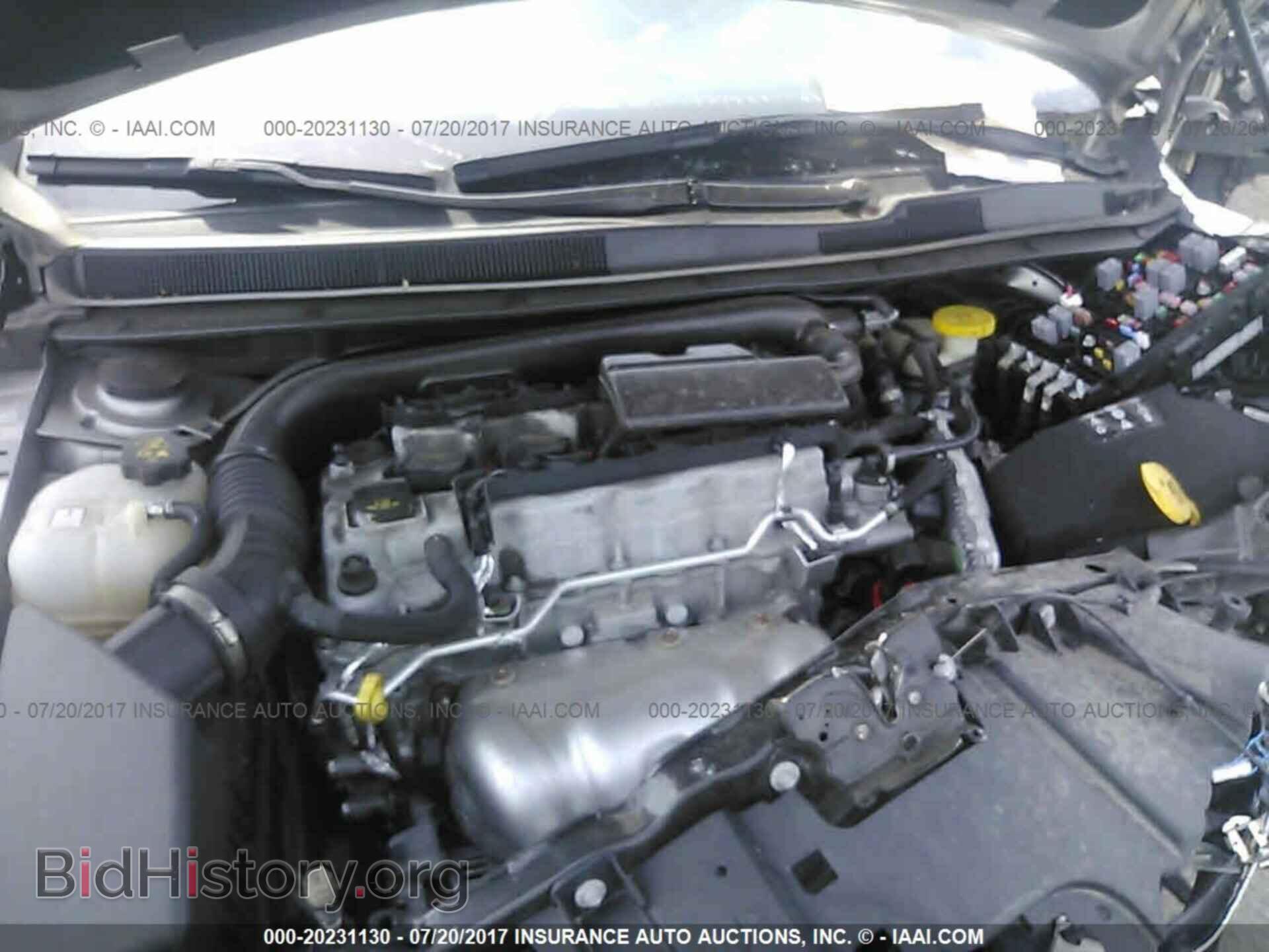 2015 Chrysler 200 - VIN: 1C3CCCABXFN741617 - Photo 10