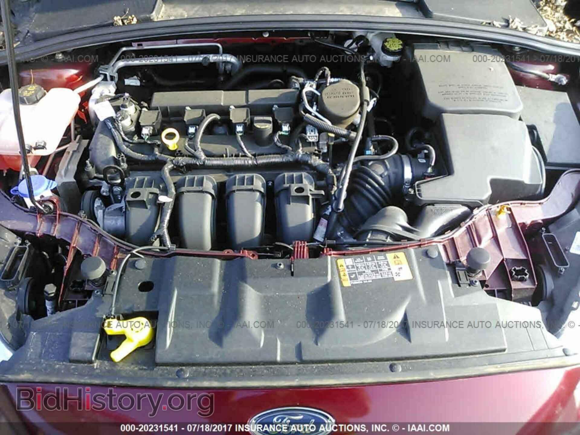 2016 Ford Focus - VIN: 1FADP3F29GL202941 - Photo 10