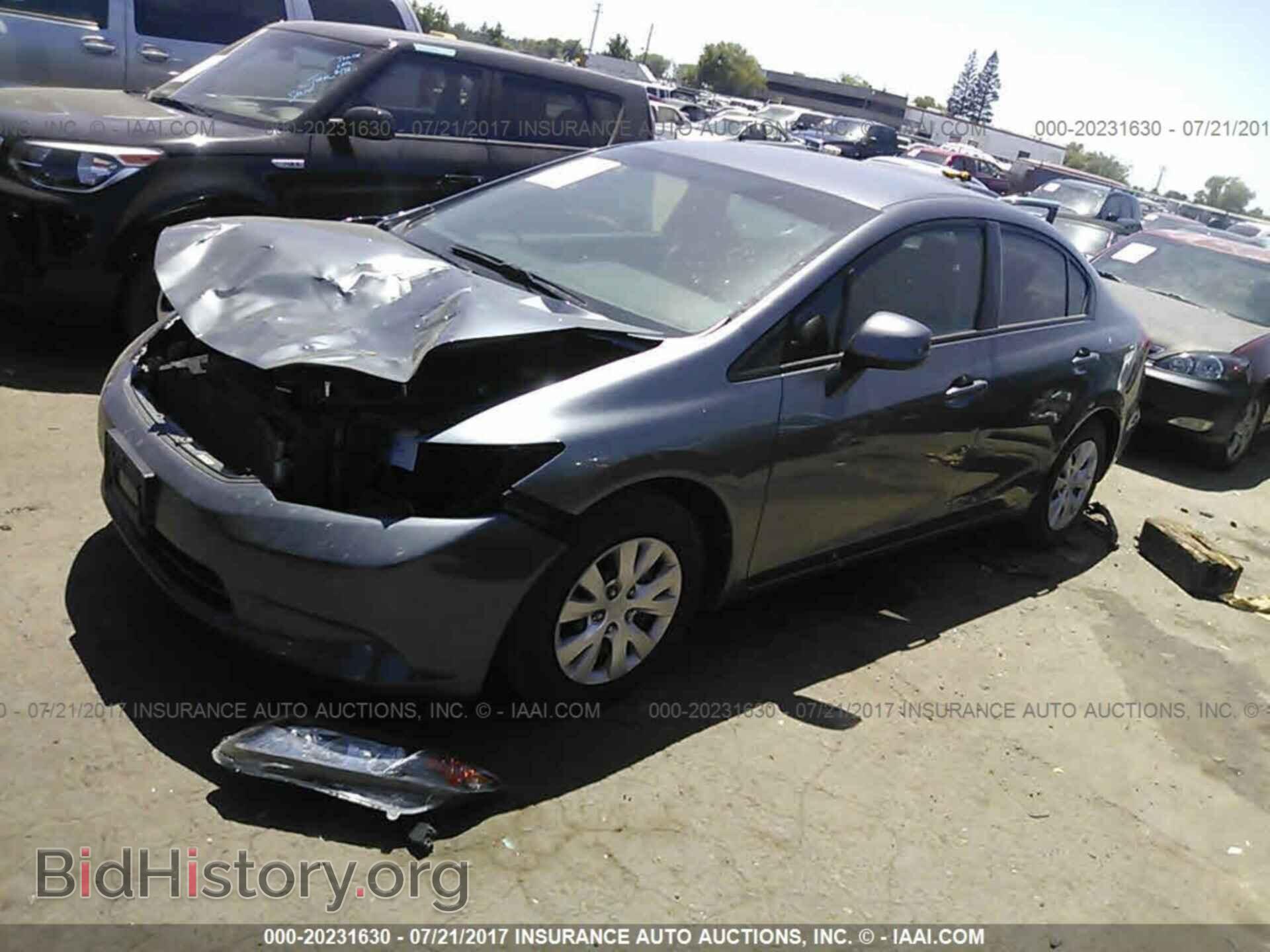 2012 Honda Civic - VIN: 19XFB2F54CE356790 - Photo 2
