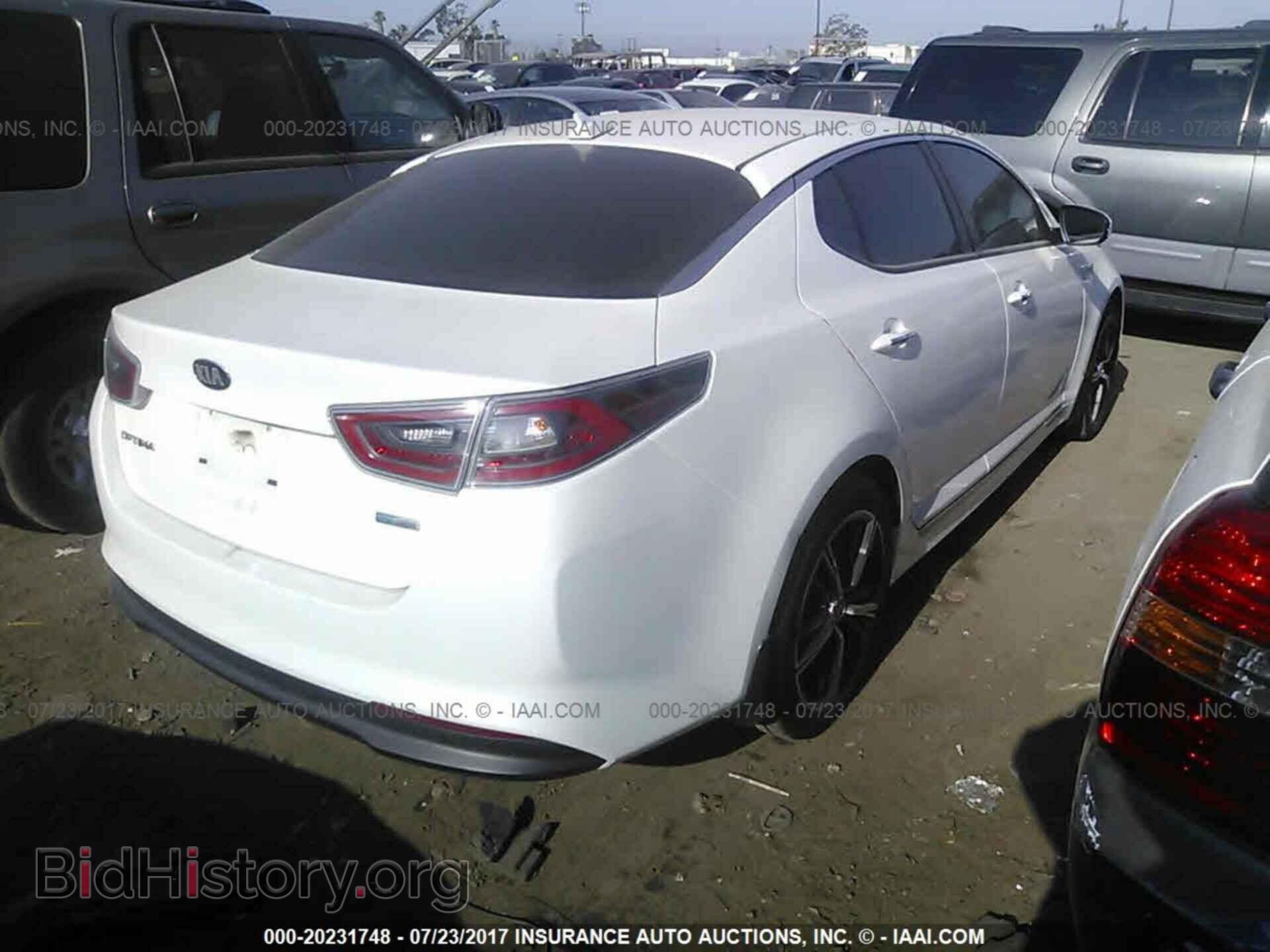 2014 Kia Optima - VIN: KNAGM4AD9E5071197 - Photo 4