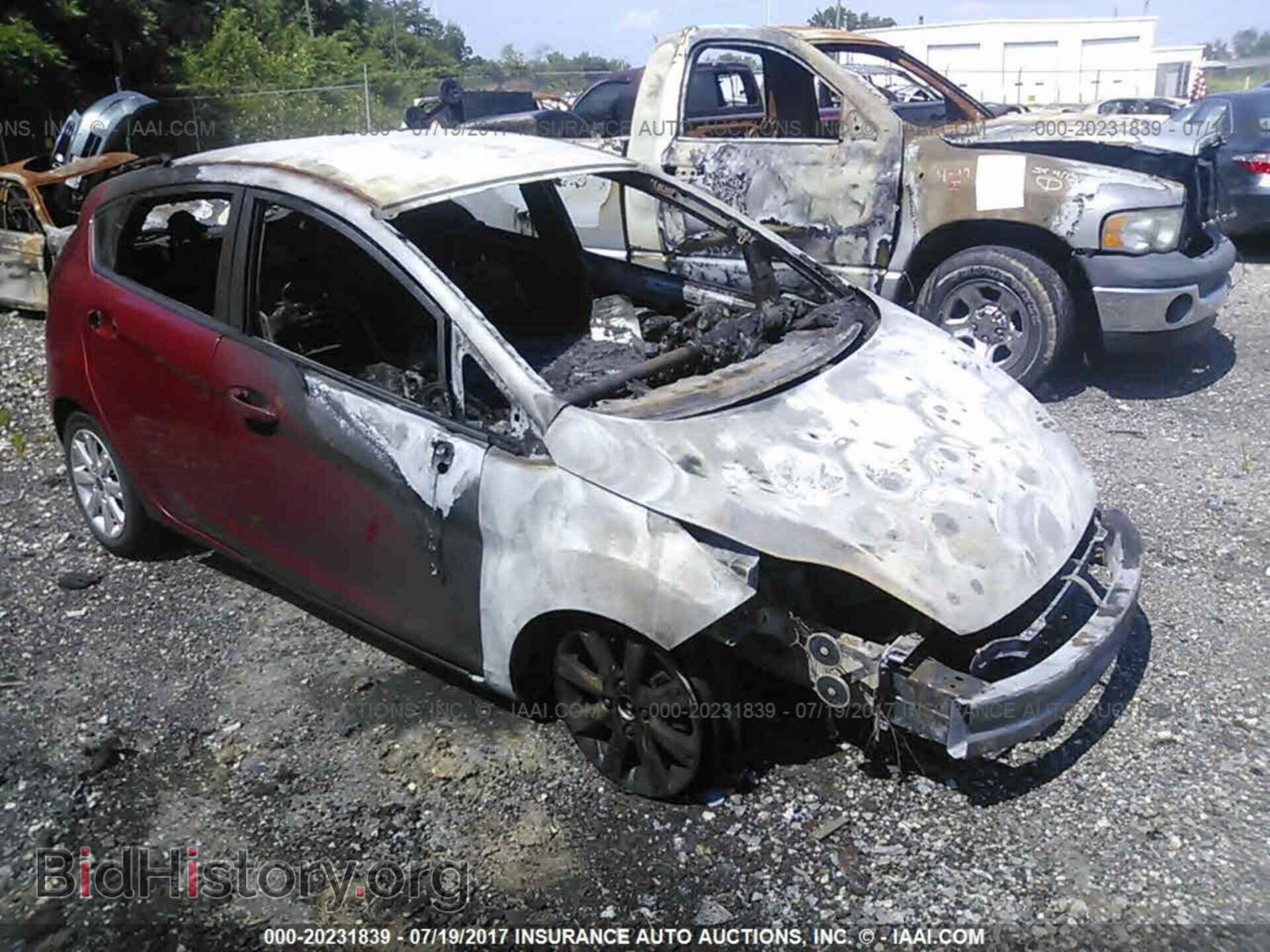 Photo 3FADP4EJ7CM176380 - Ford Fiesta 2012