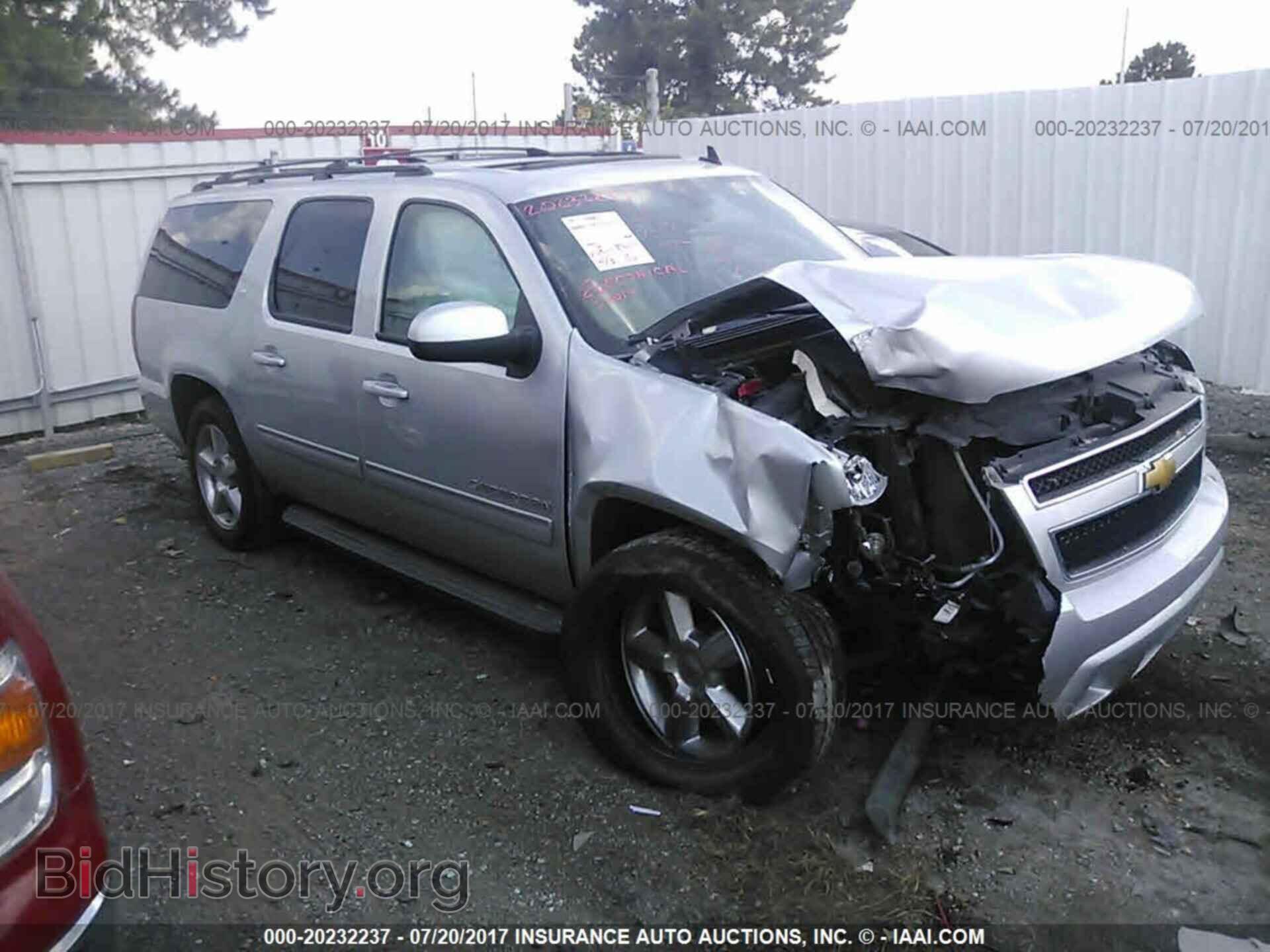Фотография 1GNSCJE00DR238745 - Chevrolet Suburban 2013