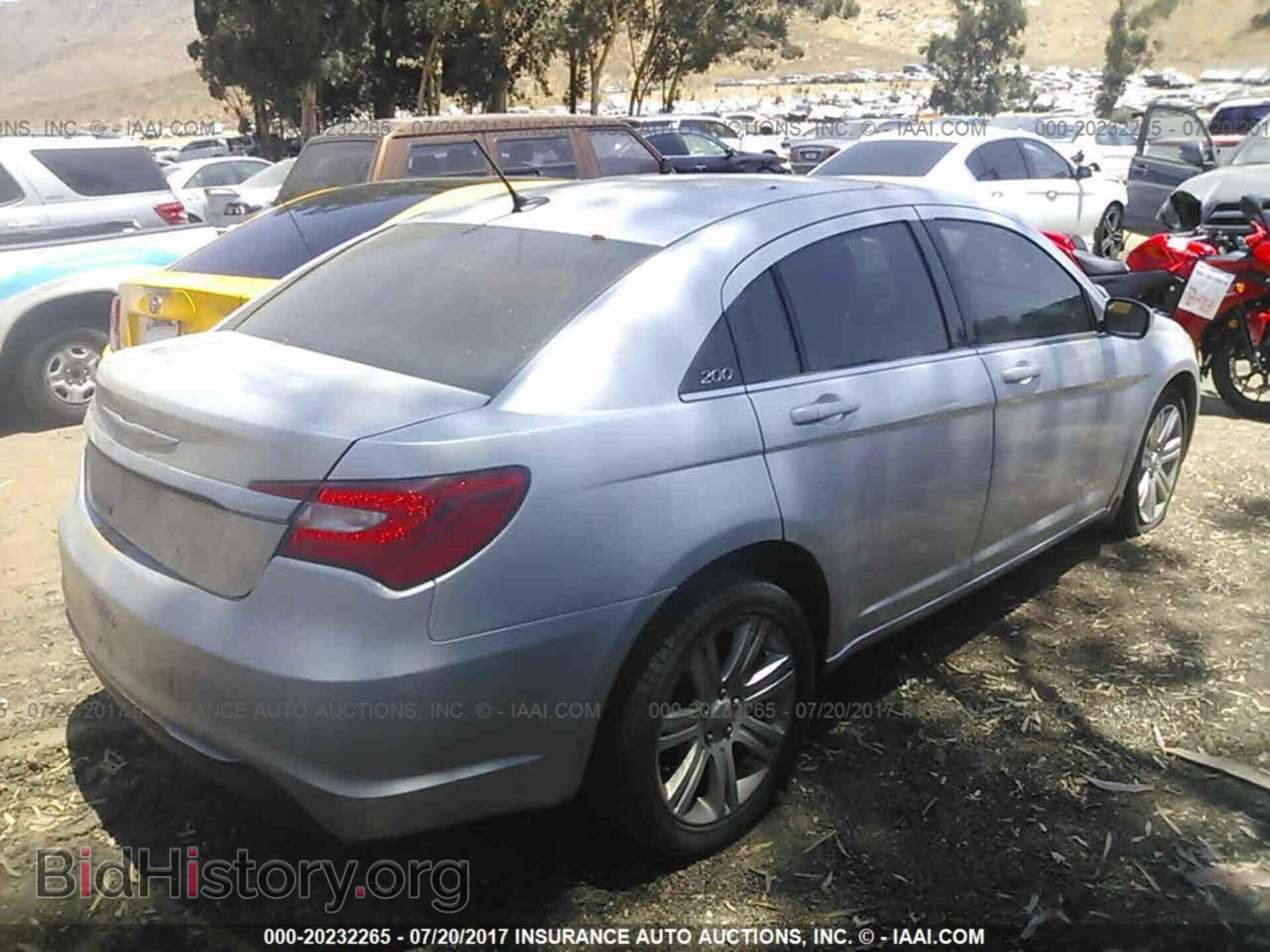 2012 Chrysler 200 - VIN: 1C3CCBBB2CN124944 - Фото 4