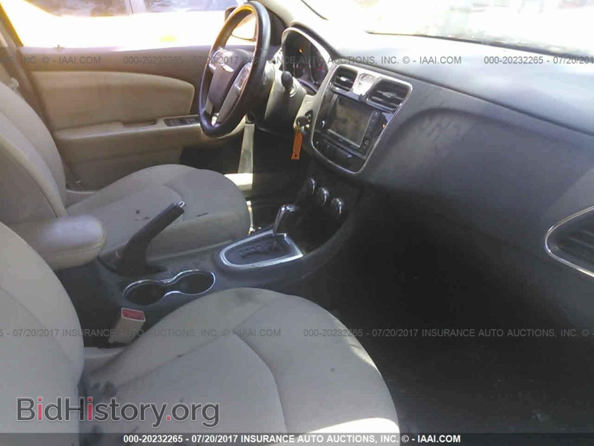 2012 Chrysler 200 - VIN: 1C3CCBBB2CN124944 - Фото 5