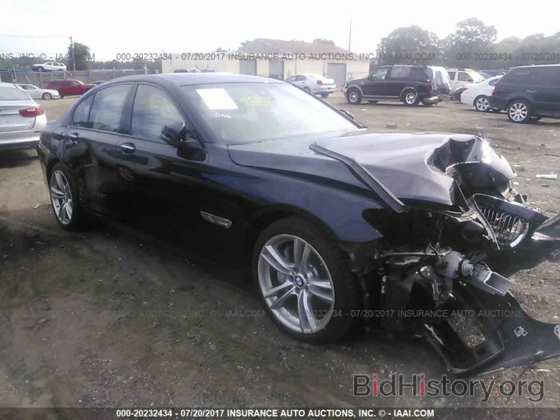 Photo WBAYB6C52DC998158 - Bmw 750 2013