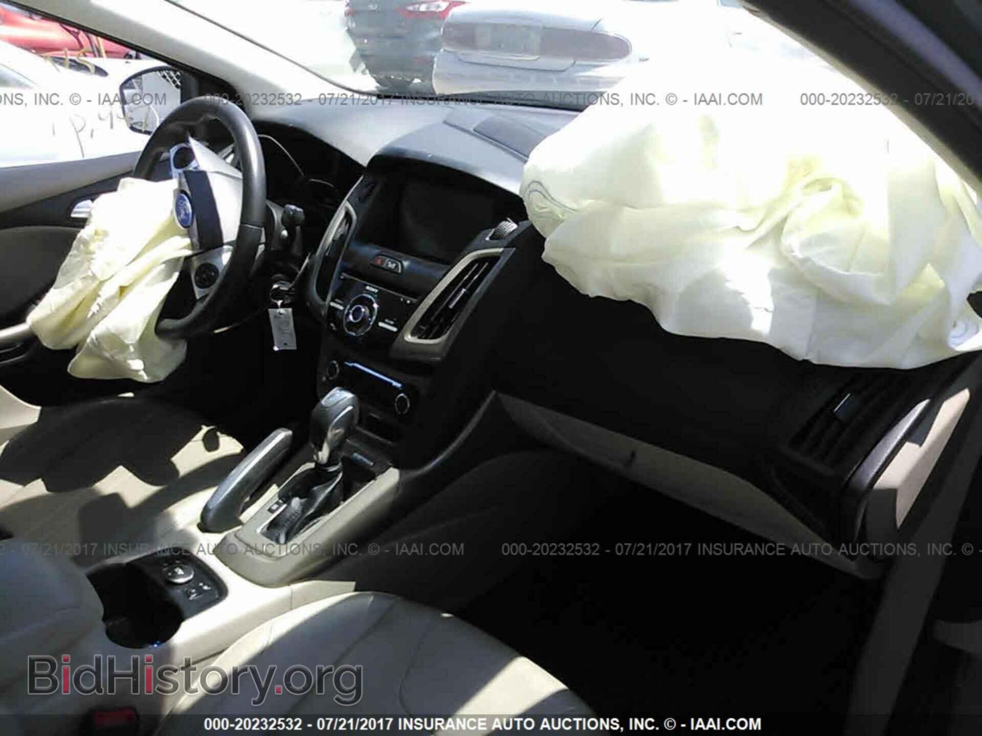 2012 Ford Focus - VIN: 1FAHP3H24CL273148 - Photo 5