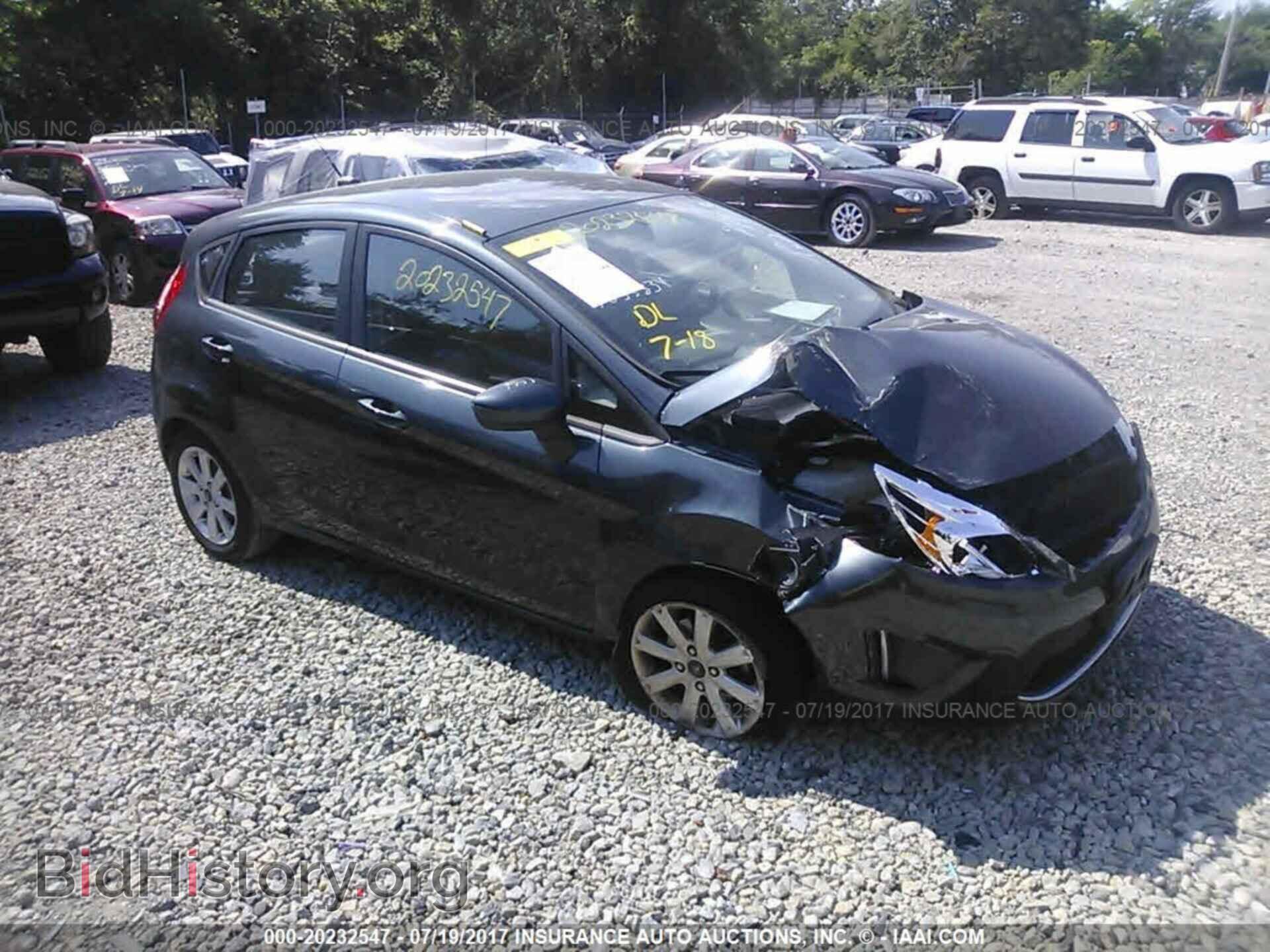 Фотография 3FADP4EJ2BM232000 - Ford Fiesta 2011