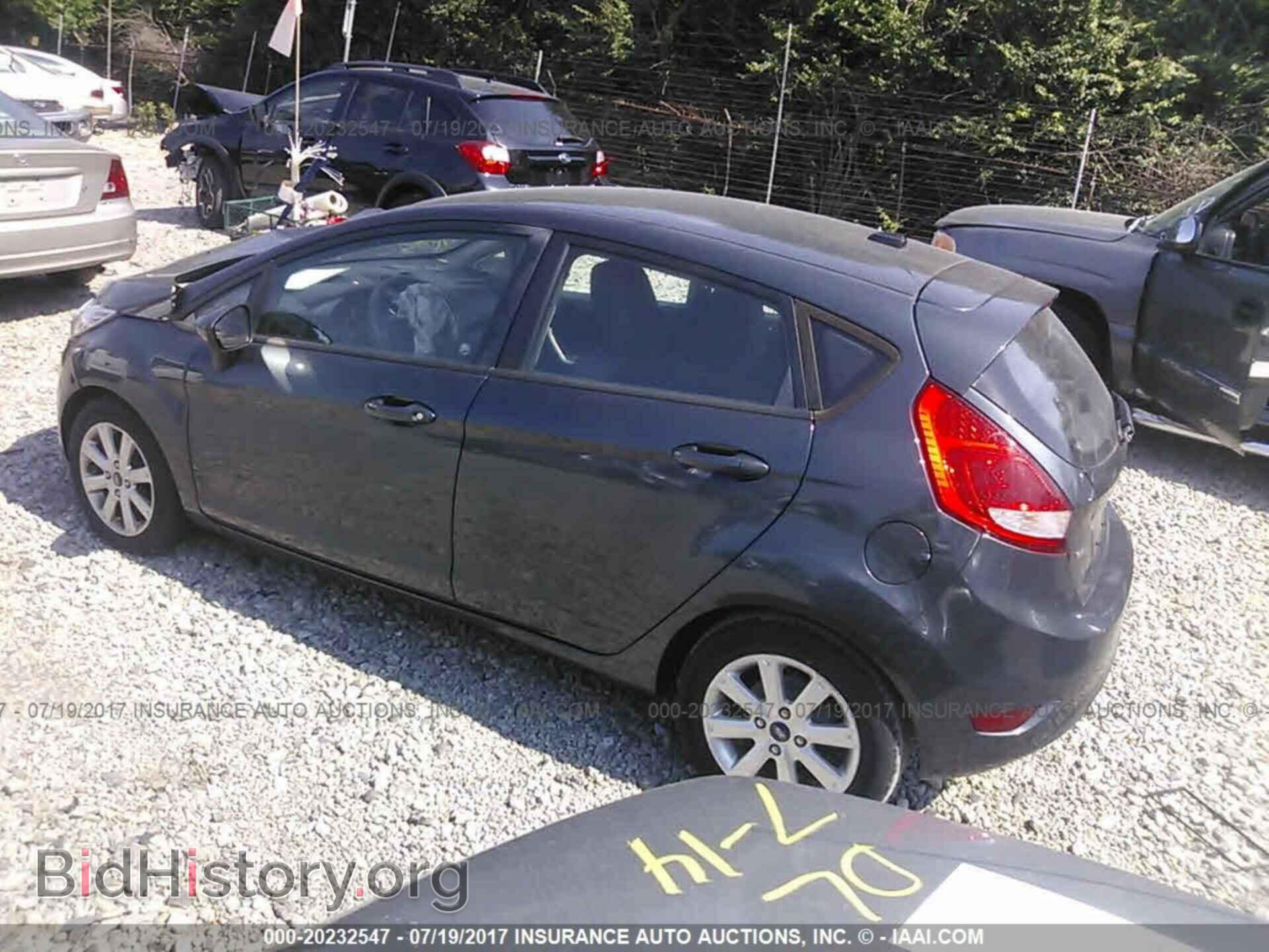 2011 Ford Fiesta - VIN: 3FADP4EJ2BM232000 - Фото 3