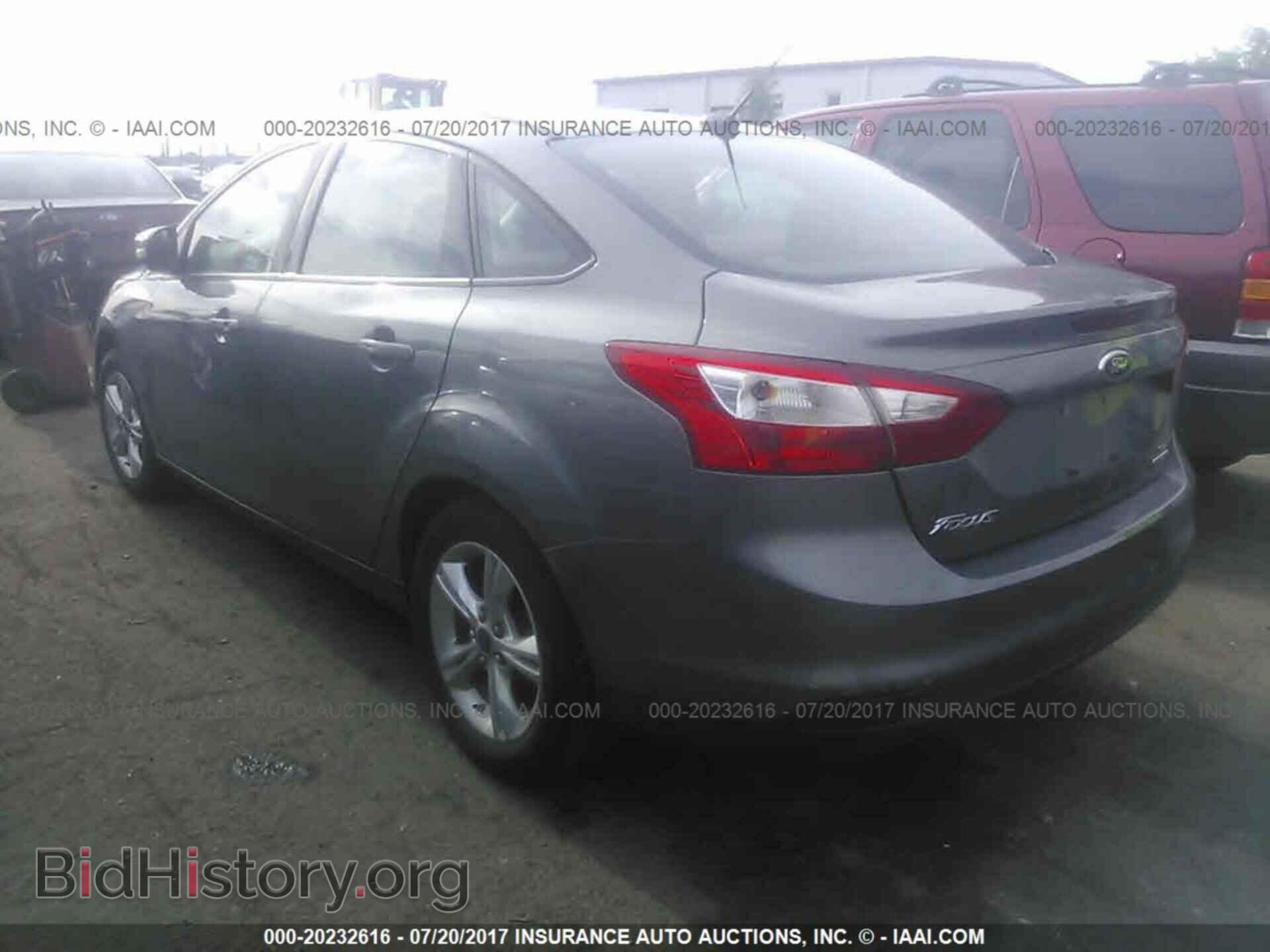 2014 Ford Focus - VIN: 1FADP3F29EL310828 - Photo 3