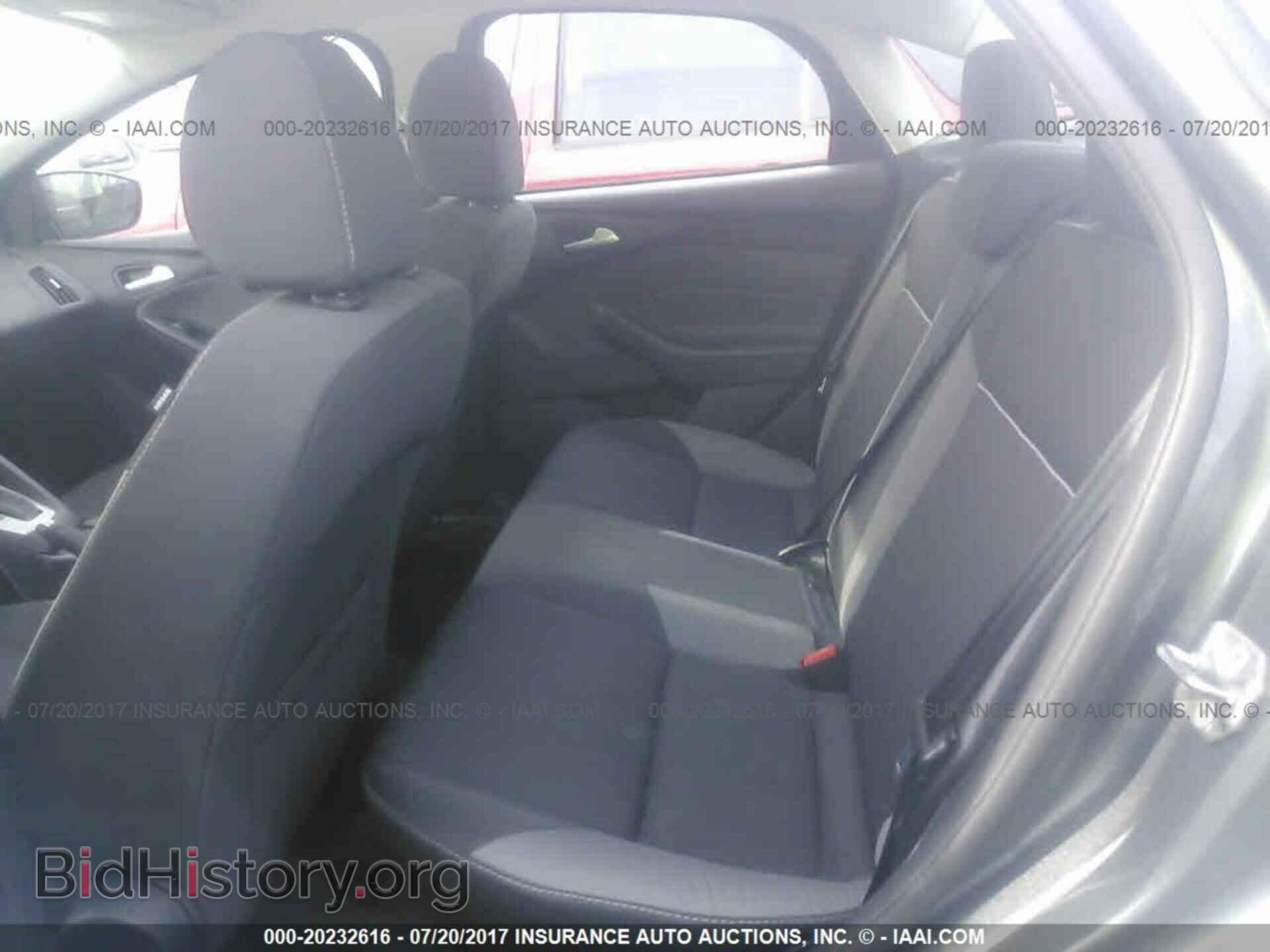 2014 Ford Focus - VIN: 1FADP3F29EL310828 - Photo 8