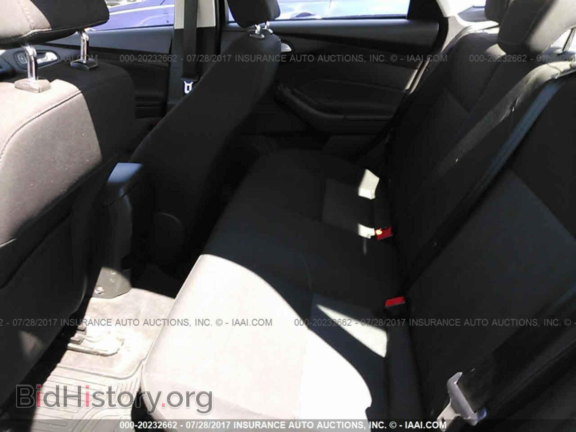 2015 Ford Focus - VIN: 1FADP3F24FL333628 - Photo 8