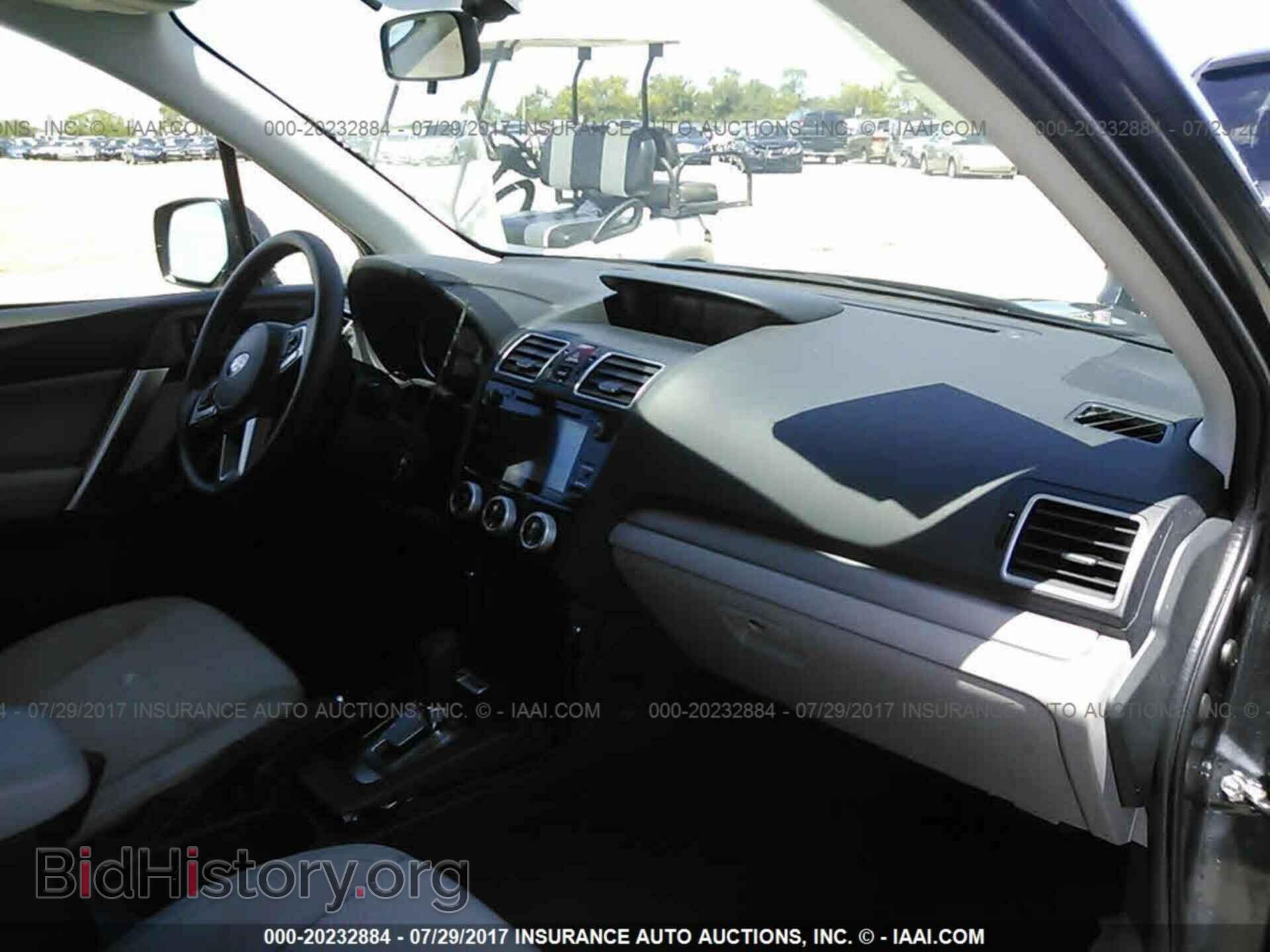 2017 Subaru Forester - VIN: JF2SJADC3HH447016 - Фото 5