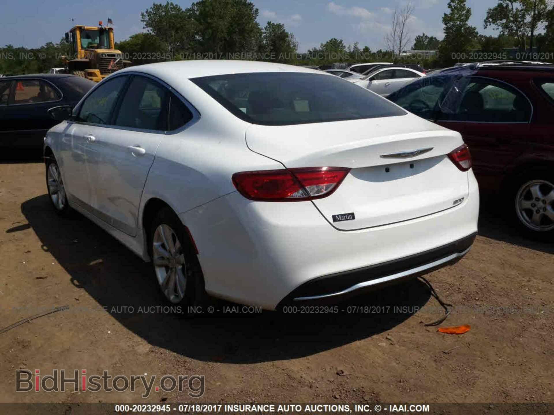 2015 Chrysler 200 - VIN: 1C3CCCAB4FN657132 - Фото 3