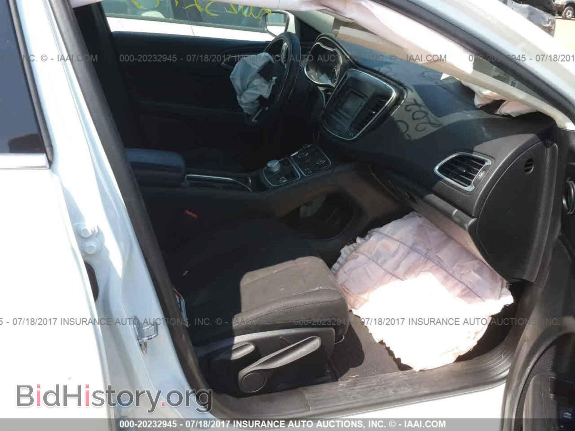 2015 Chrysler 200 - VIN: 1C3CCCAB4FN657132 - Фото 5