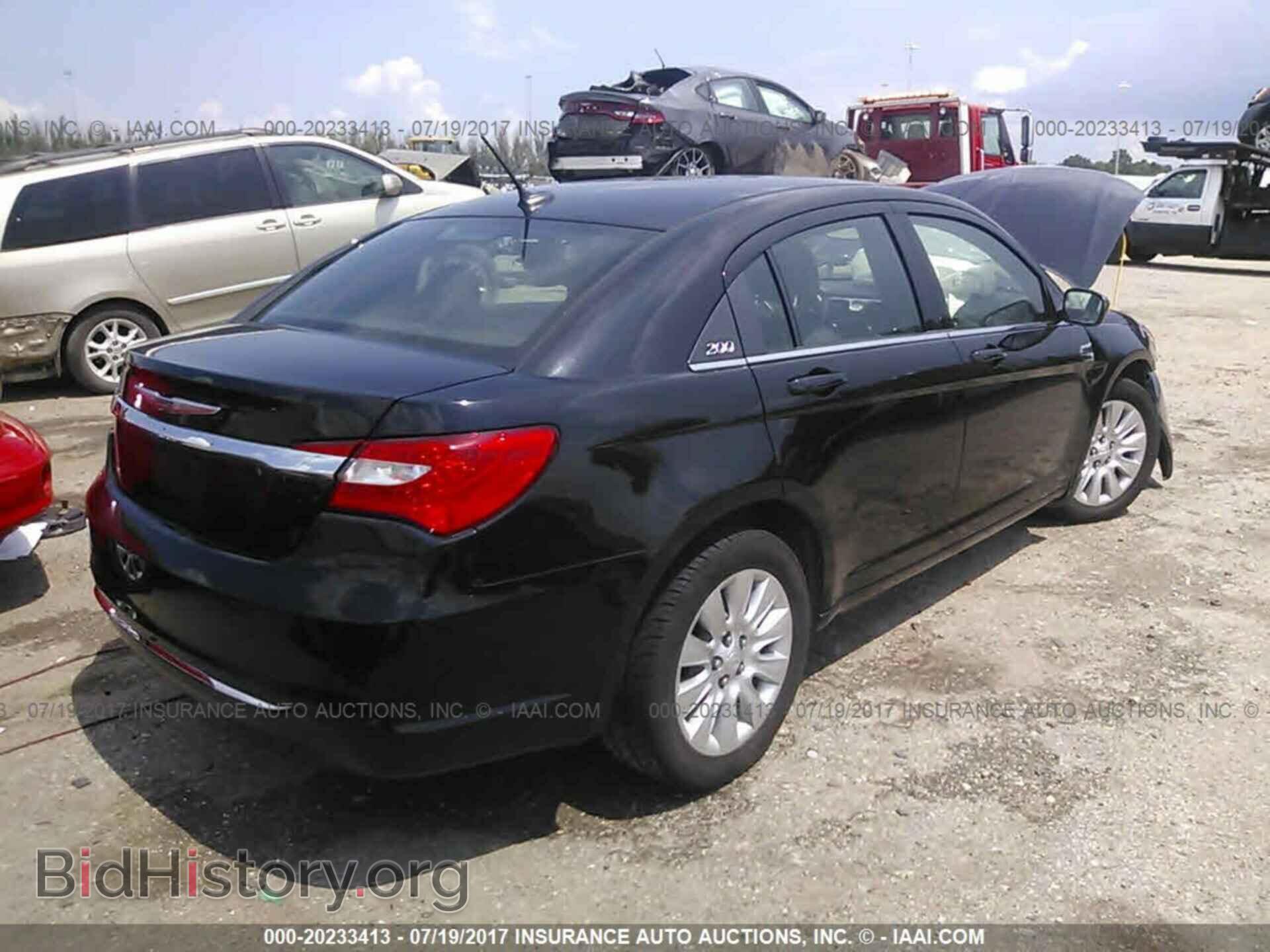 2013 Chrysler 200 - VIN: 1C3CCBAB7DN559607 - Фото 4